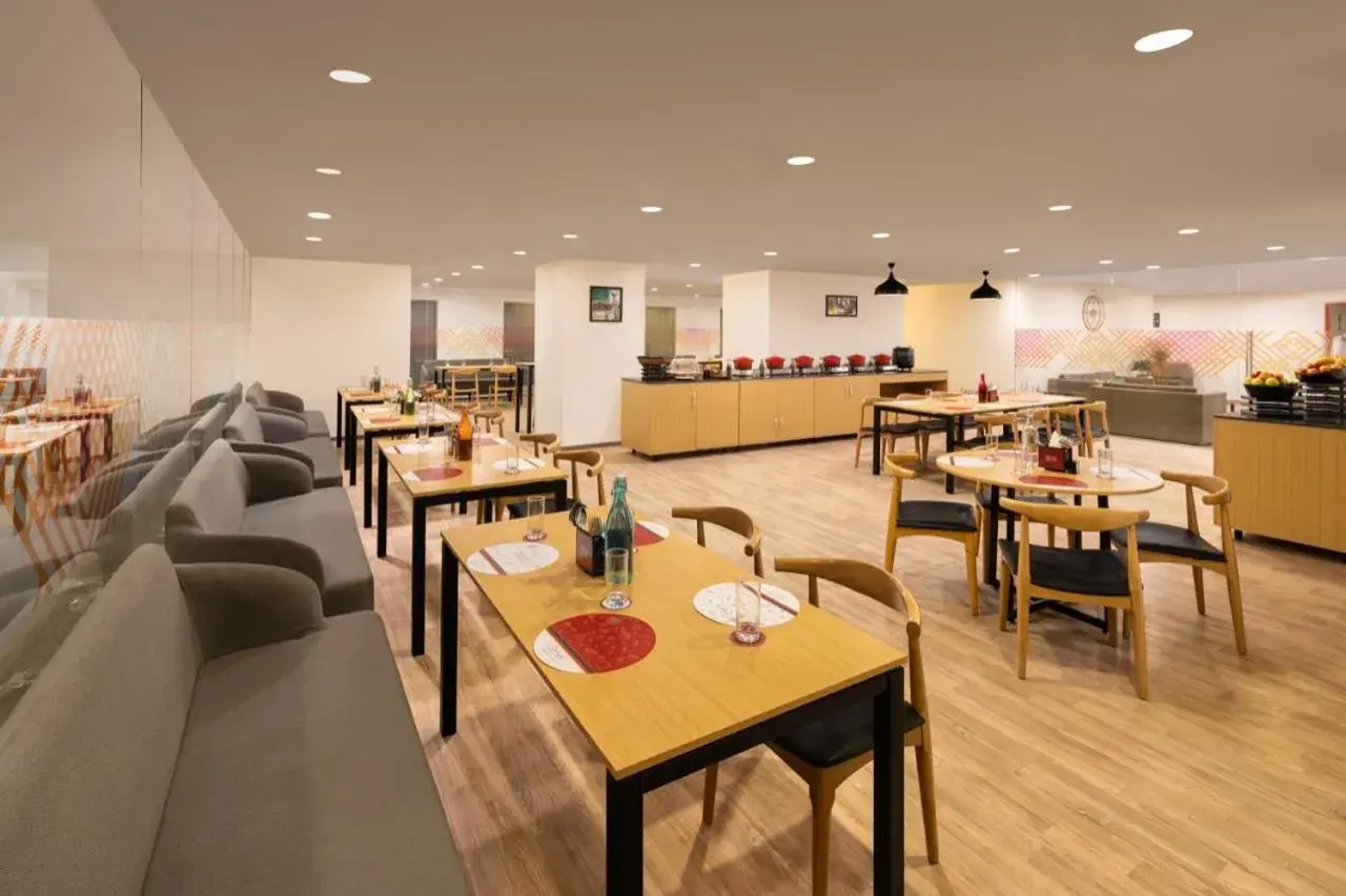 Restaurant/places to eat in Ginger Ahmedabad RTO Circle Restaurant/places to eat in Ginger Ahmedabad RTO Circle