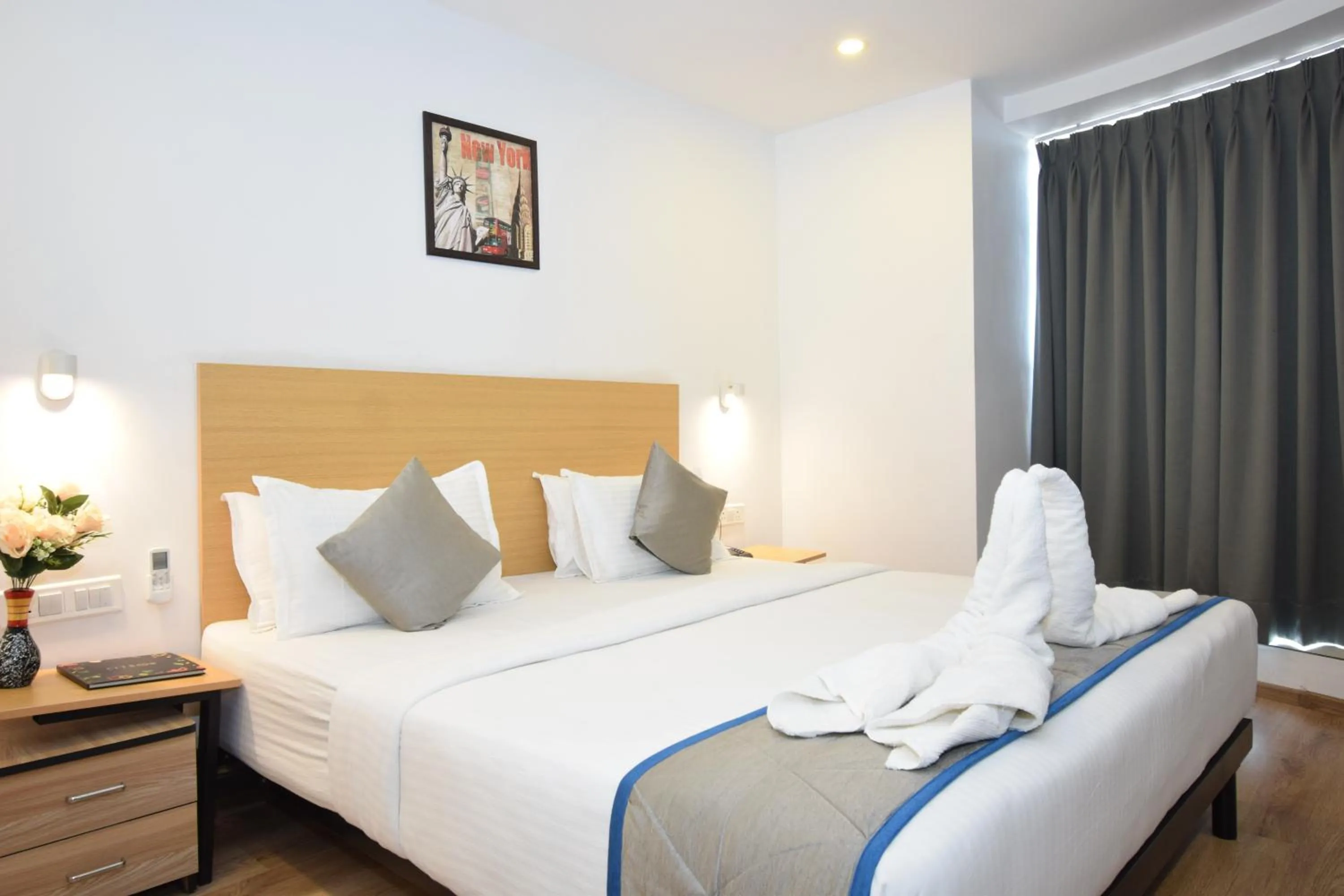 Bedroom, Bed in Ginger Ahmedabad RTO Circle