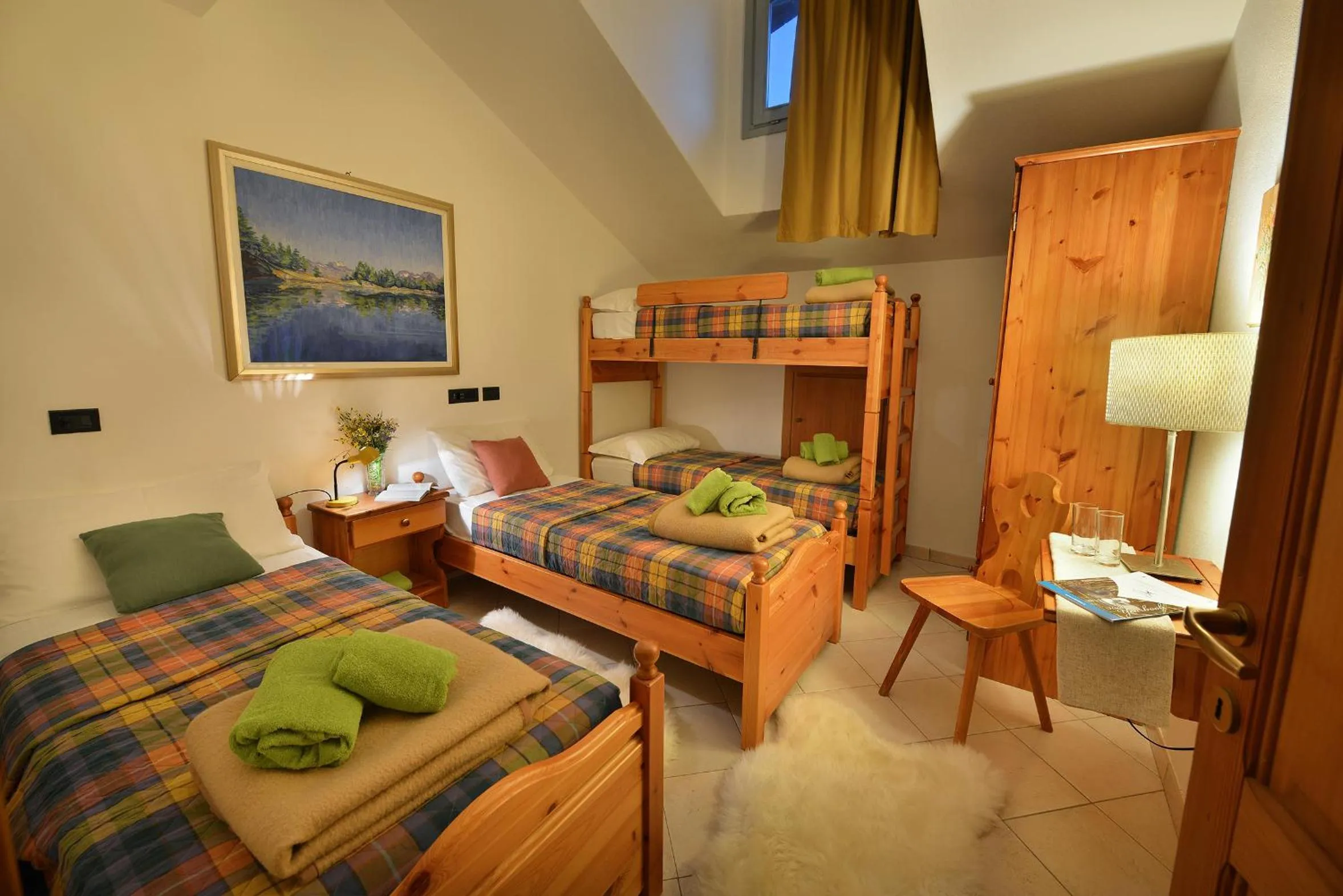 Bed in Albergo Casa Alpina San Luigi