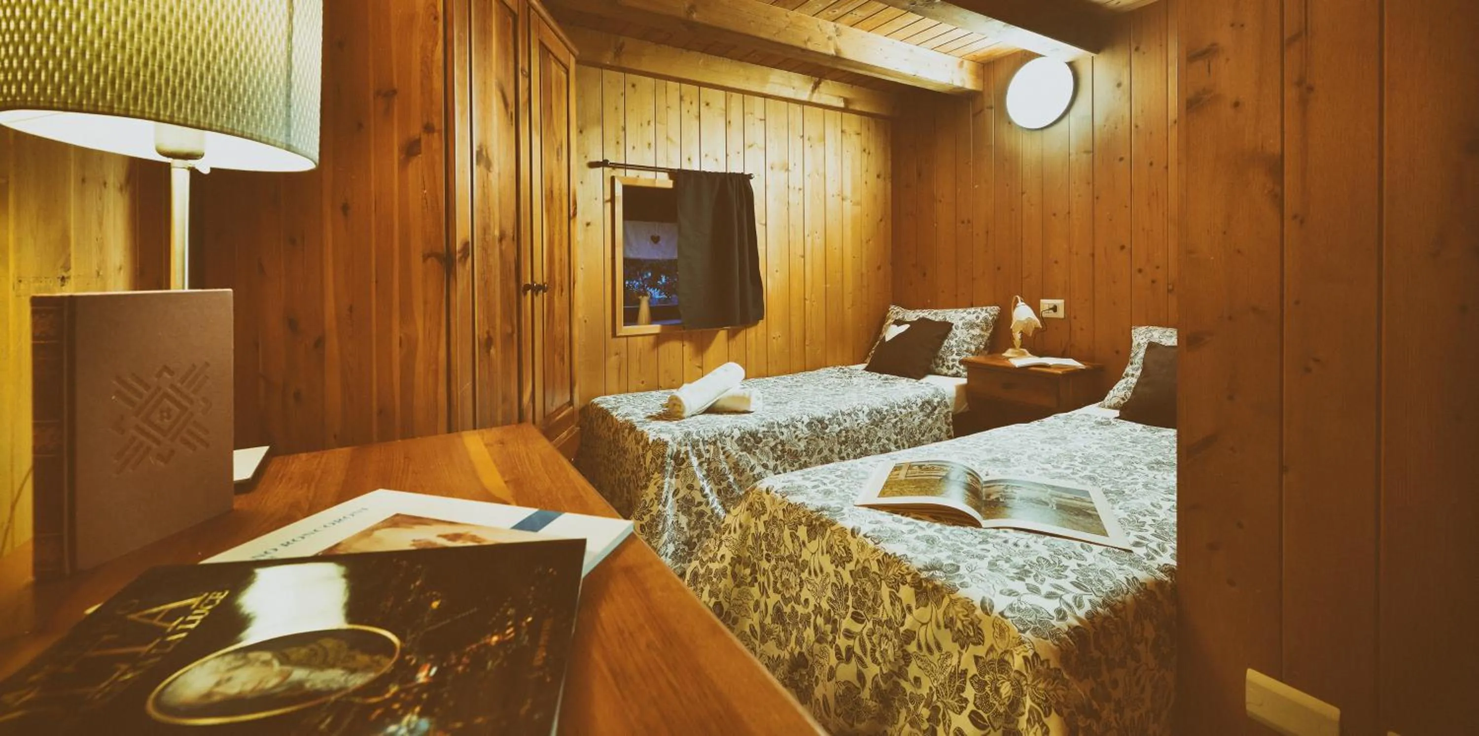 Bed in Albergo Casa Alpina San Luigi