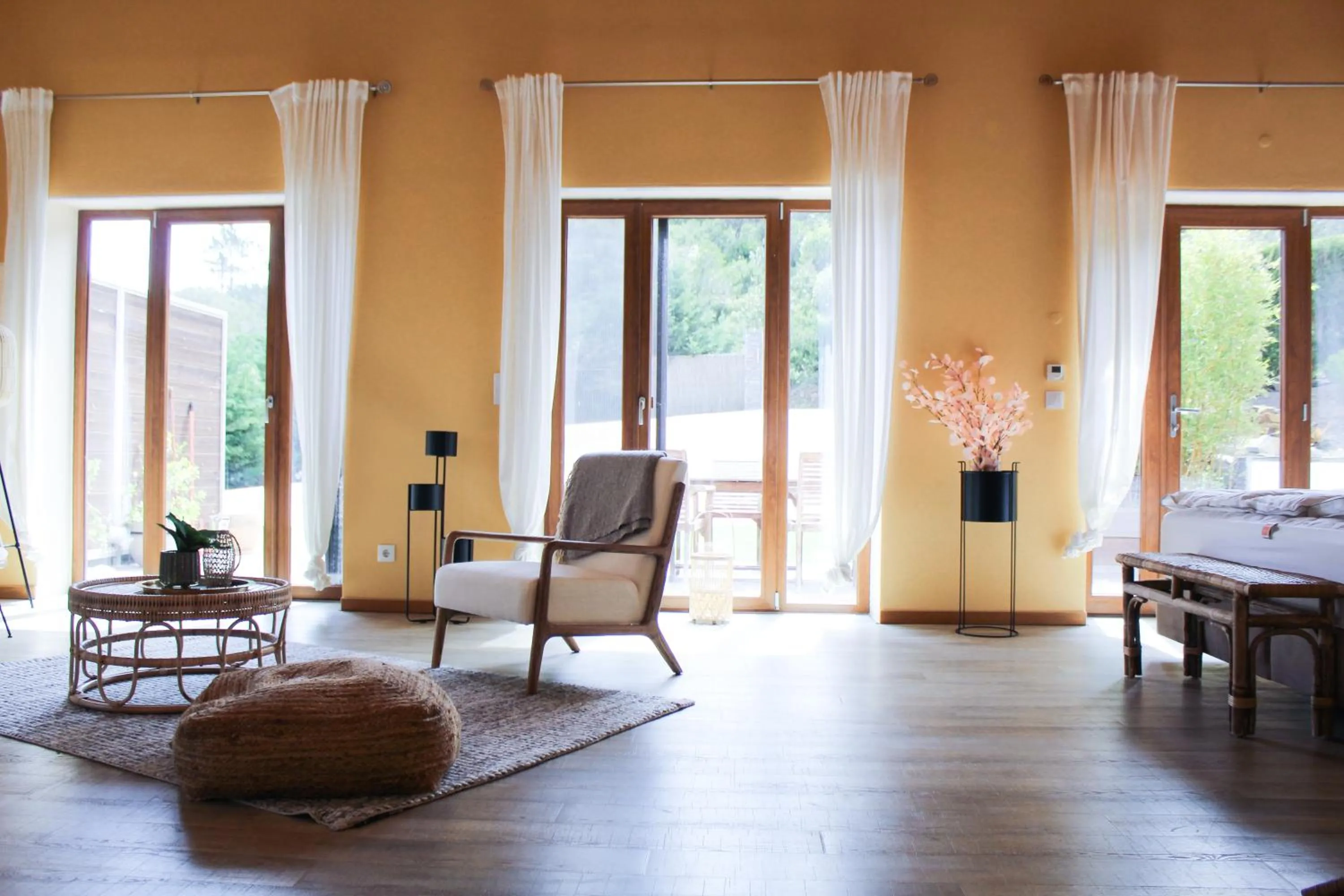 Seating area in Salthouse Portugal - Exclusive East Apartment