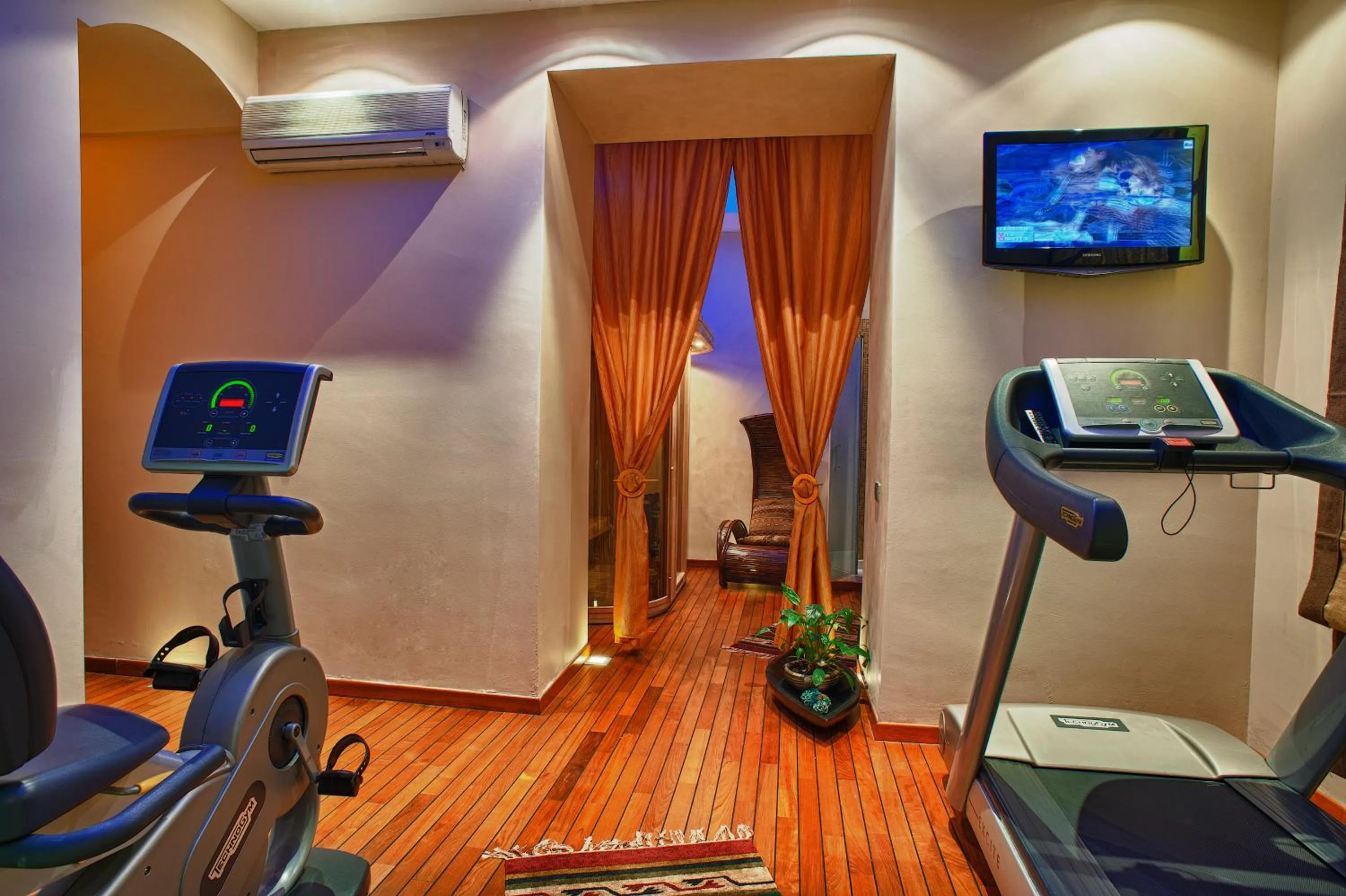 Fitness centre/facilities in Grand Hotel Wagner