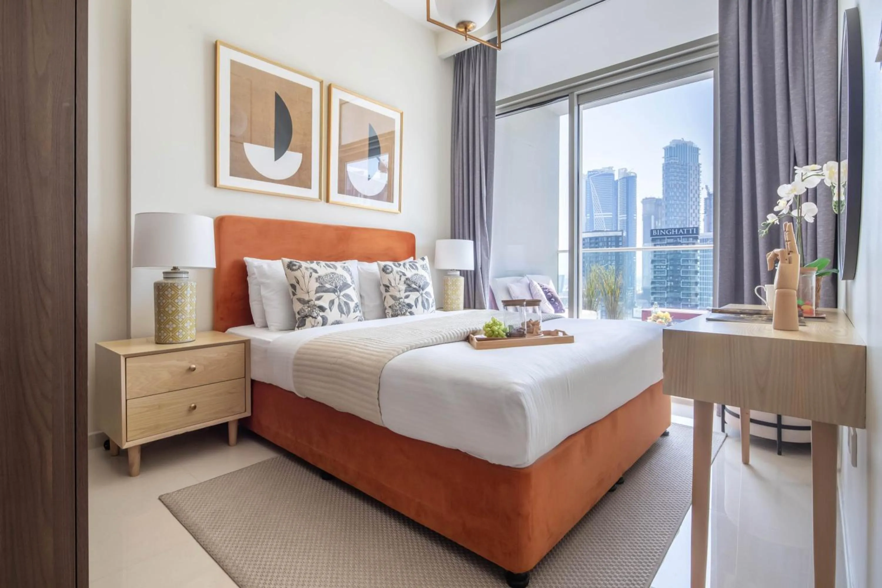 Bed in Frank Porter - Vera Residence