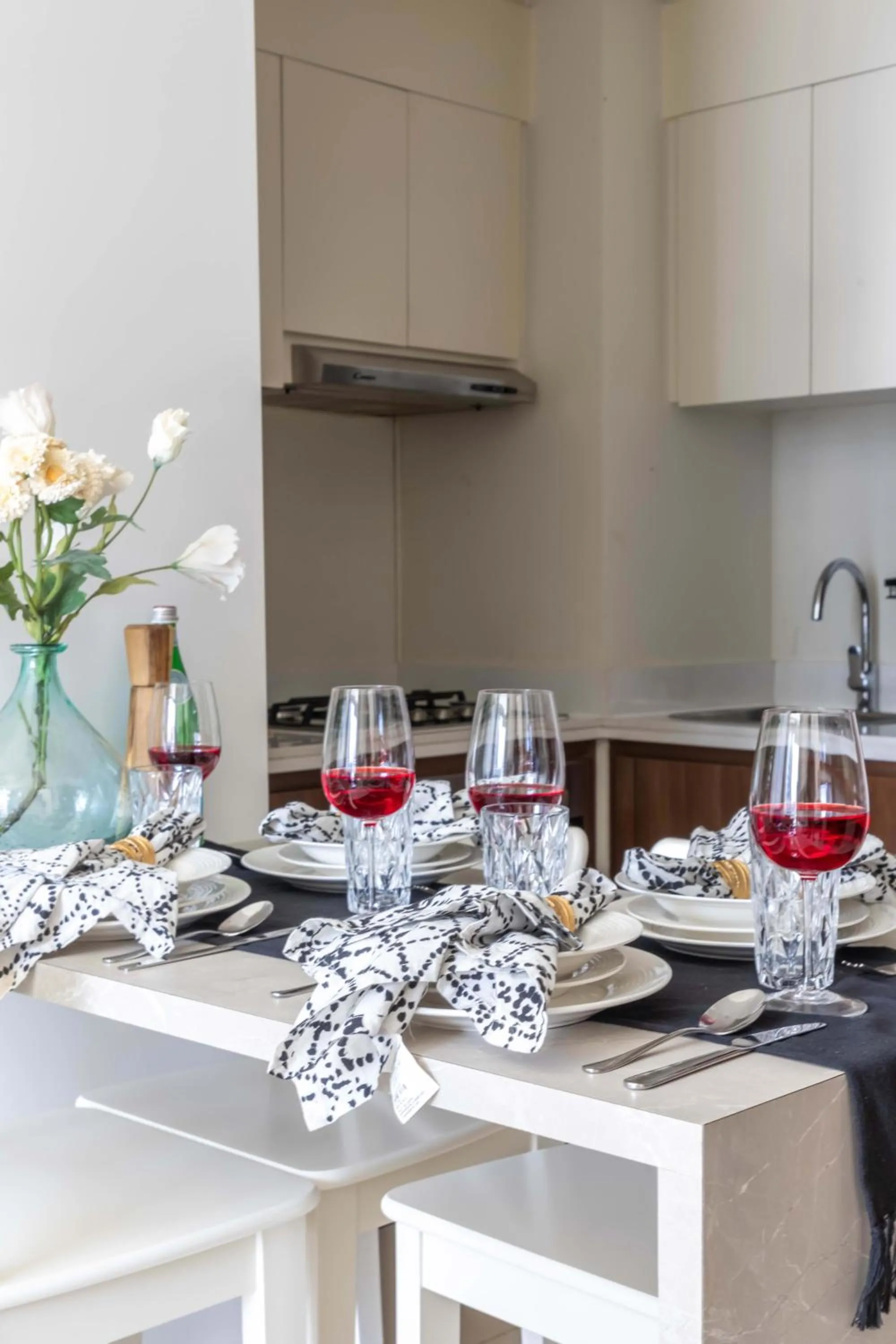 Frank Porter - Vera Residence