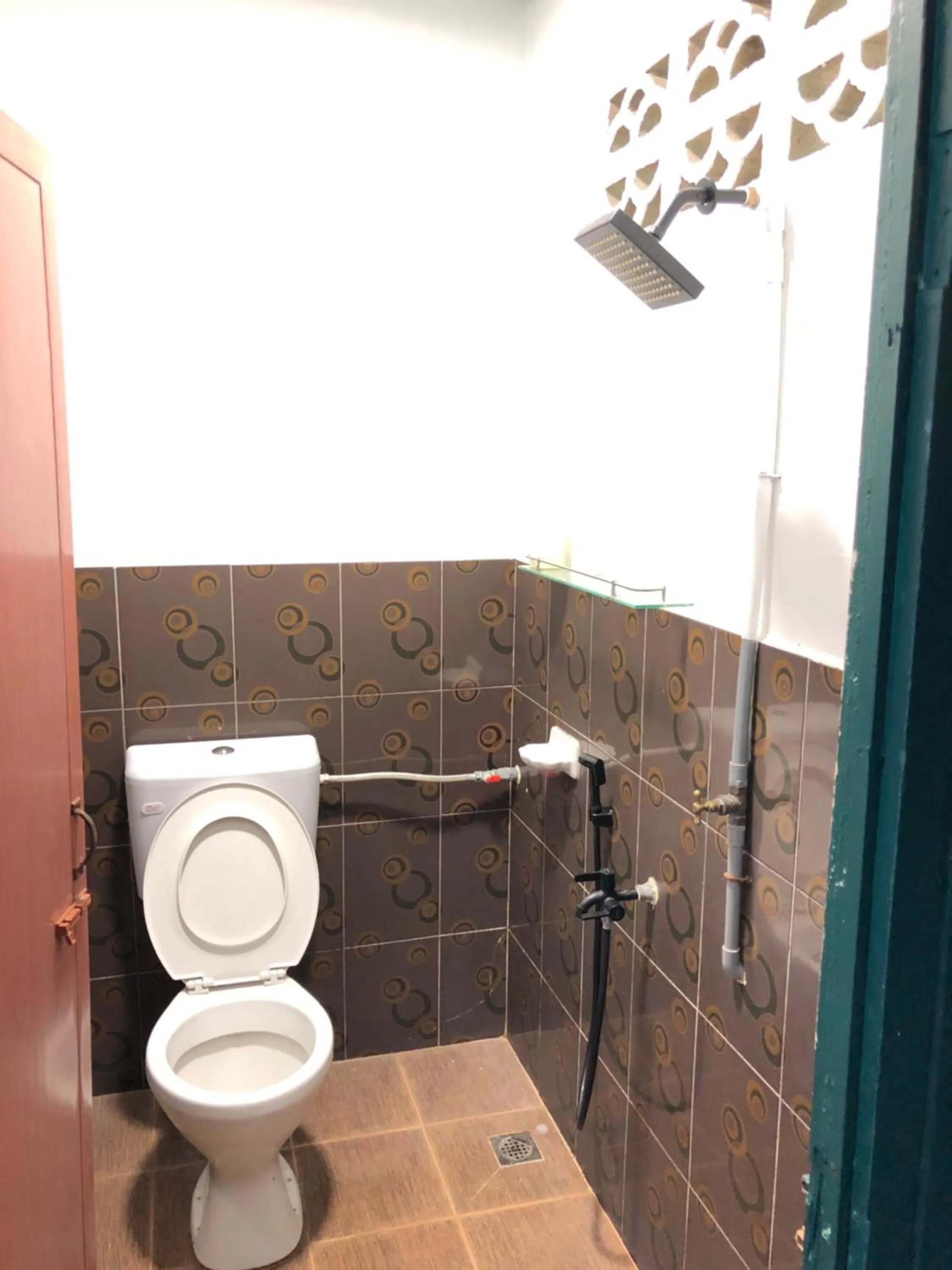 Toilet in Rumah Tepi Istana