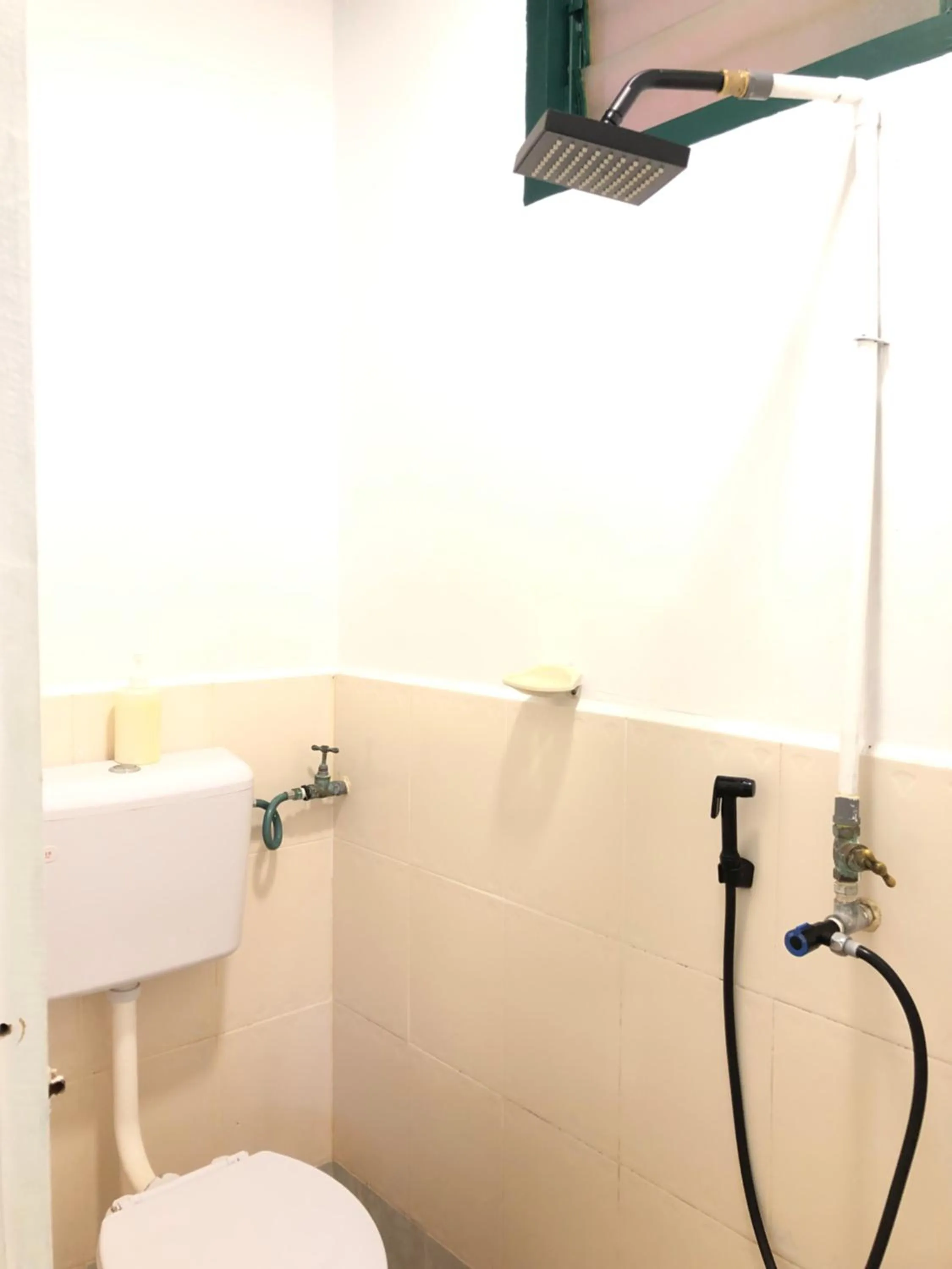 Toilet in Rumah Tepi Istana