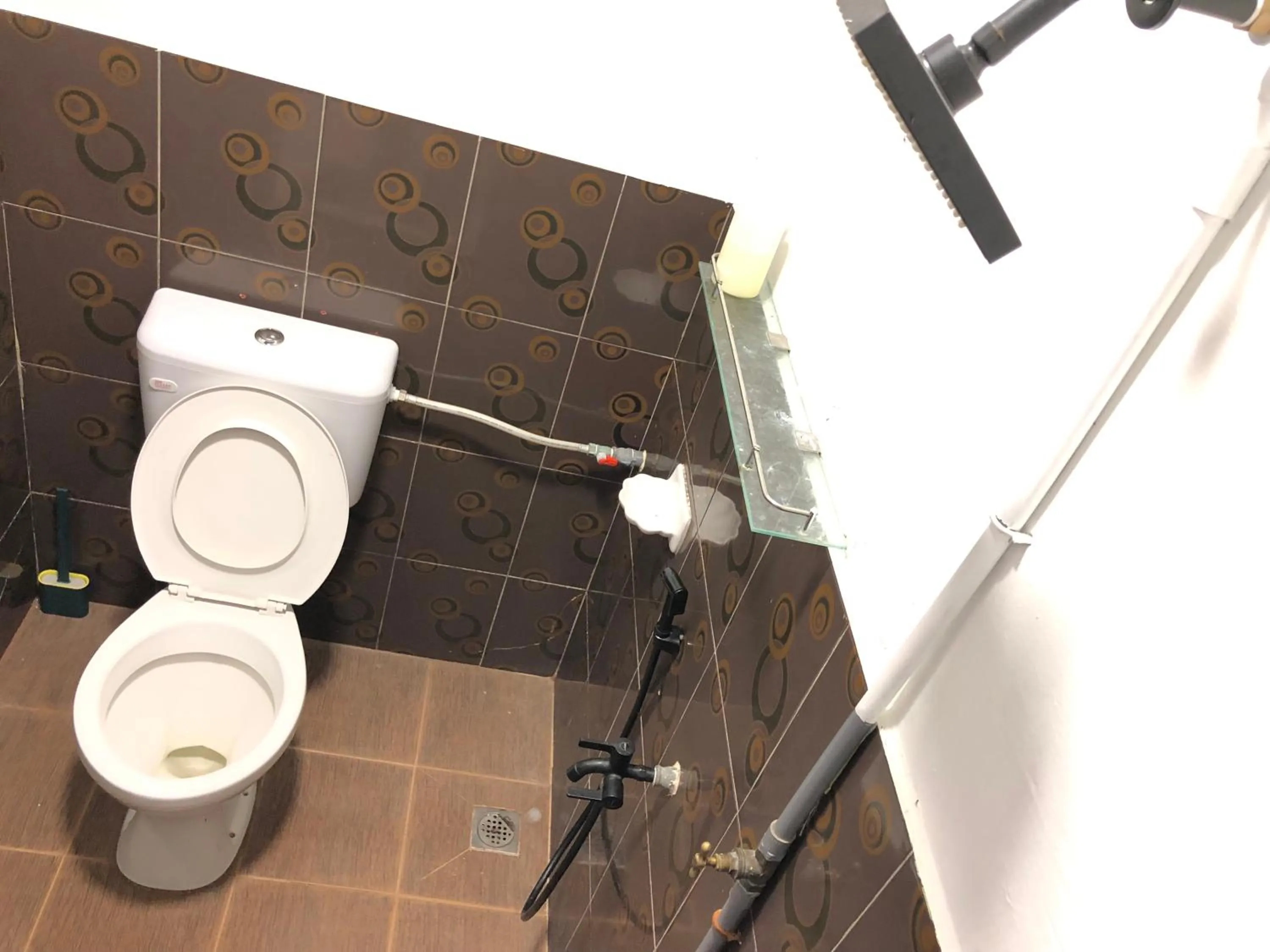 Toilet in Rumah Tepi Istana