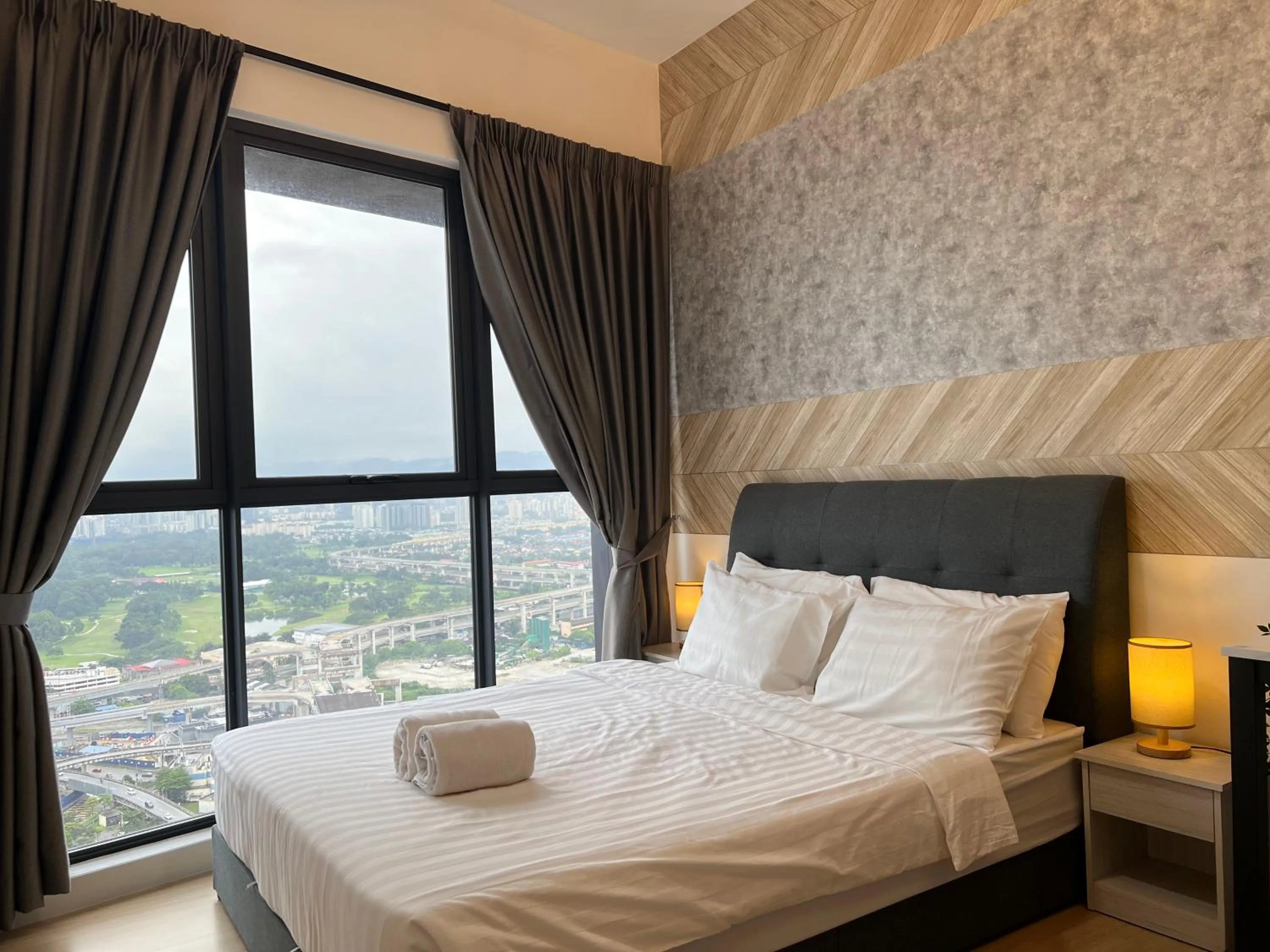 Bed in Infini Suites@ Continew Residence KL