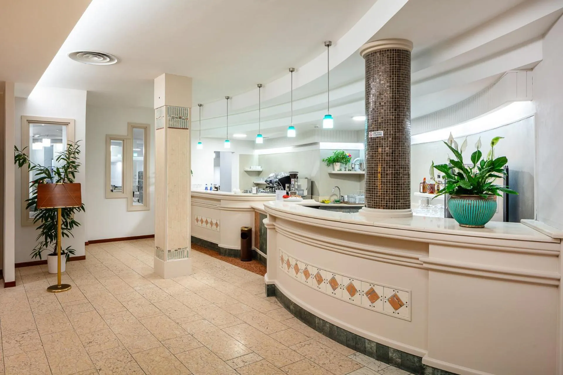 Lobby or reception in Hotel Carlo Felice Sassari