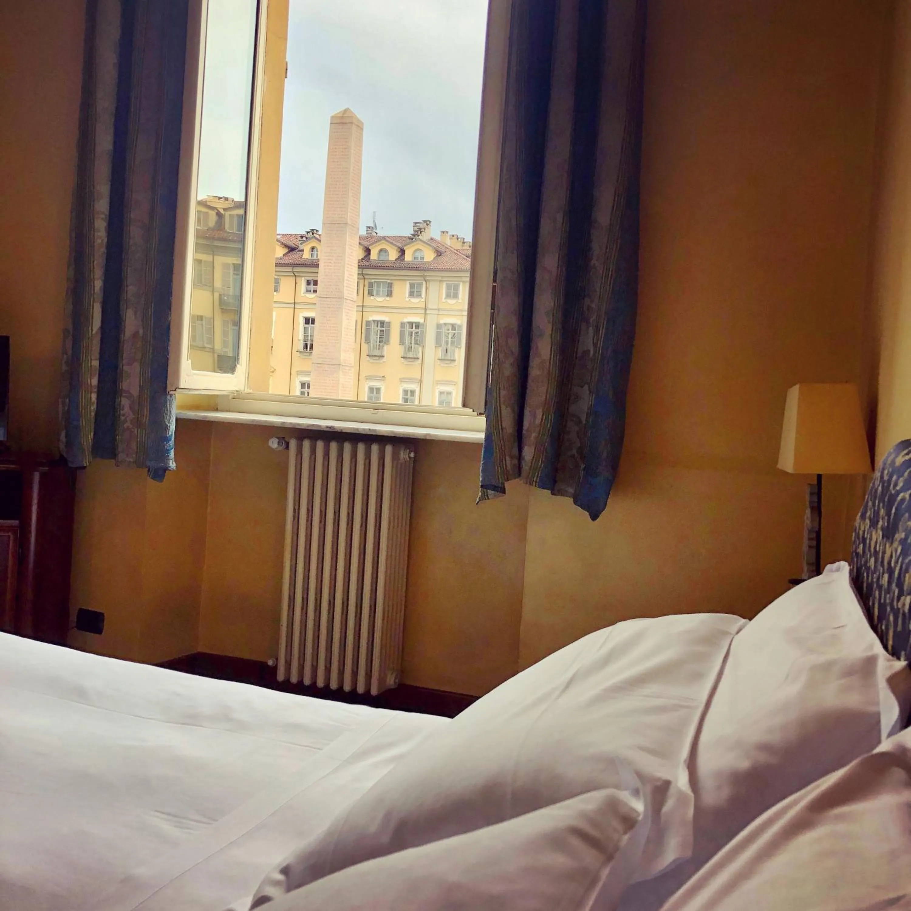 Bed in B&B Saluzzo Paesana 1718