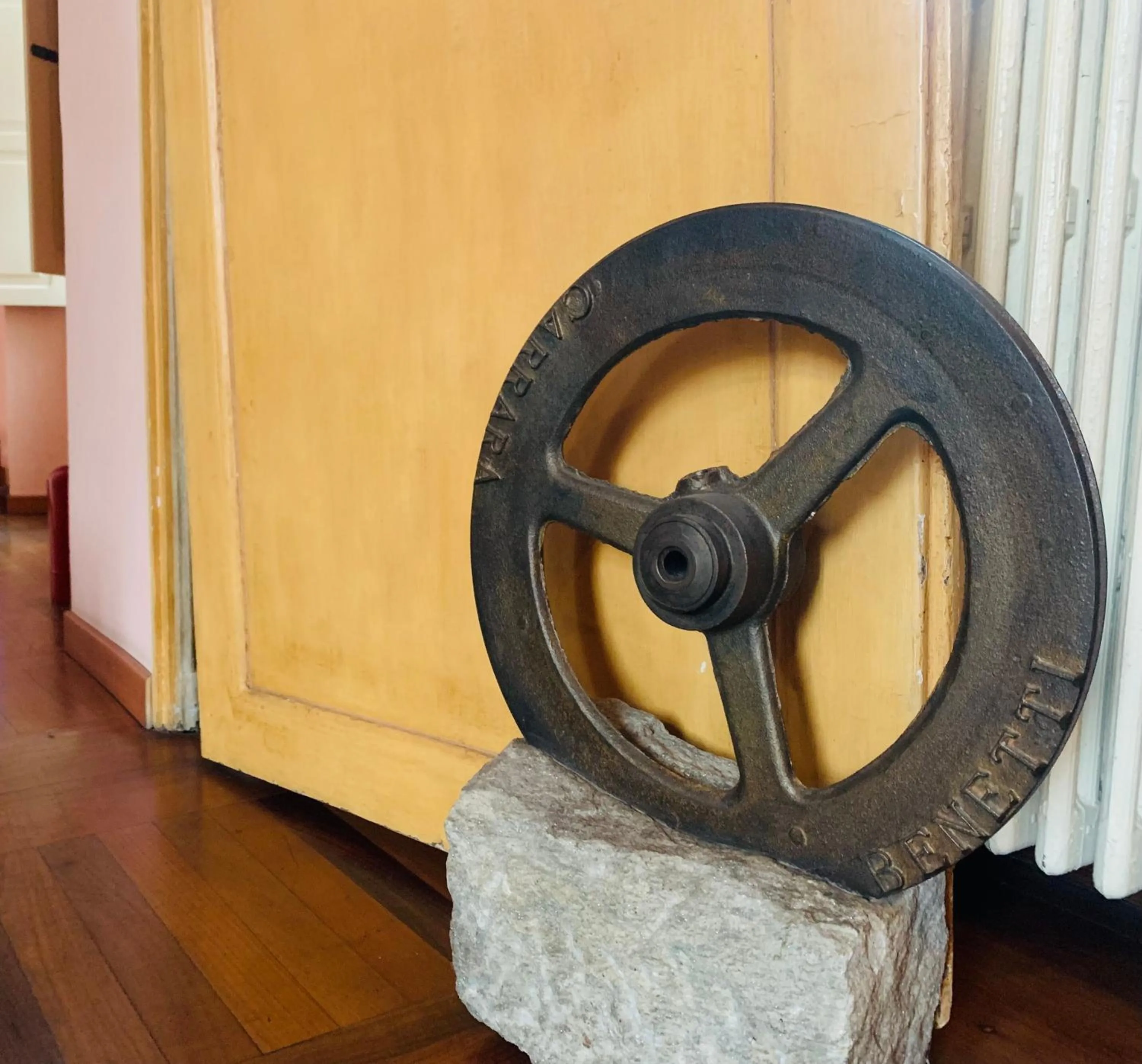 Decorative detail in B&B Saluzzo Paesana 1718