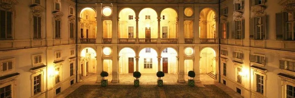 Property building in B&B Saluzzo Paesana 1718