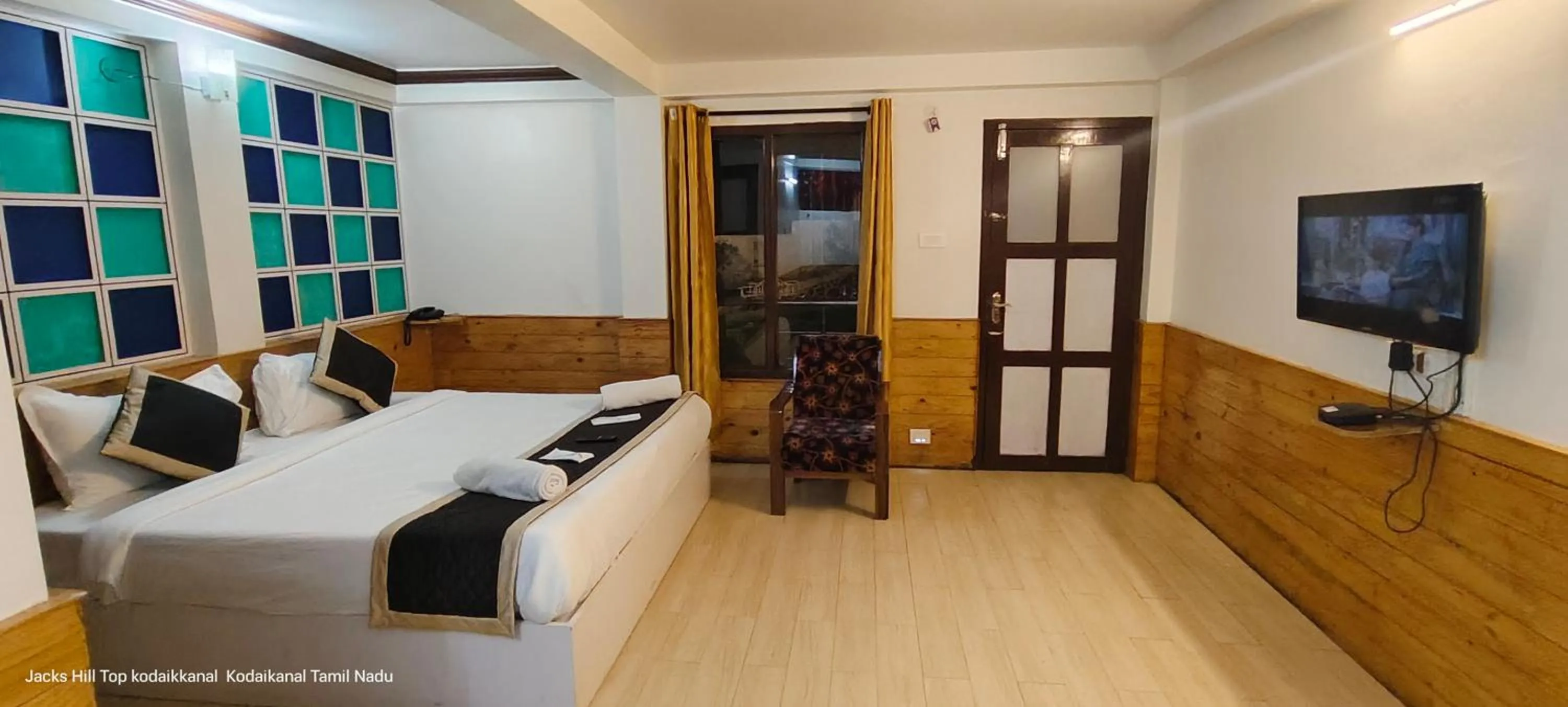 Bed in The Jacks Hilltop Resort Kodaikanal