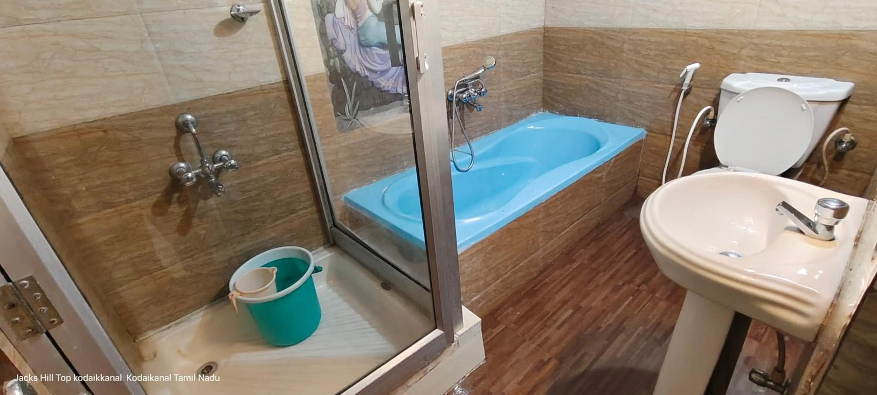 Shower in The Jacks Hilltop Resort Kodaikanal
