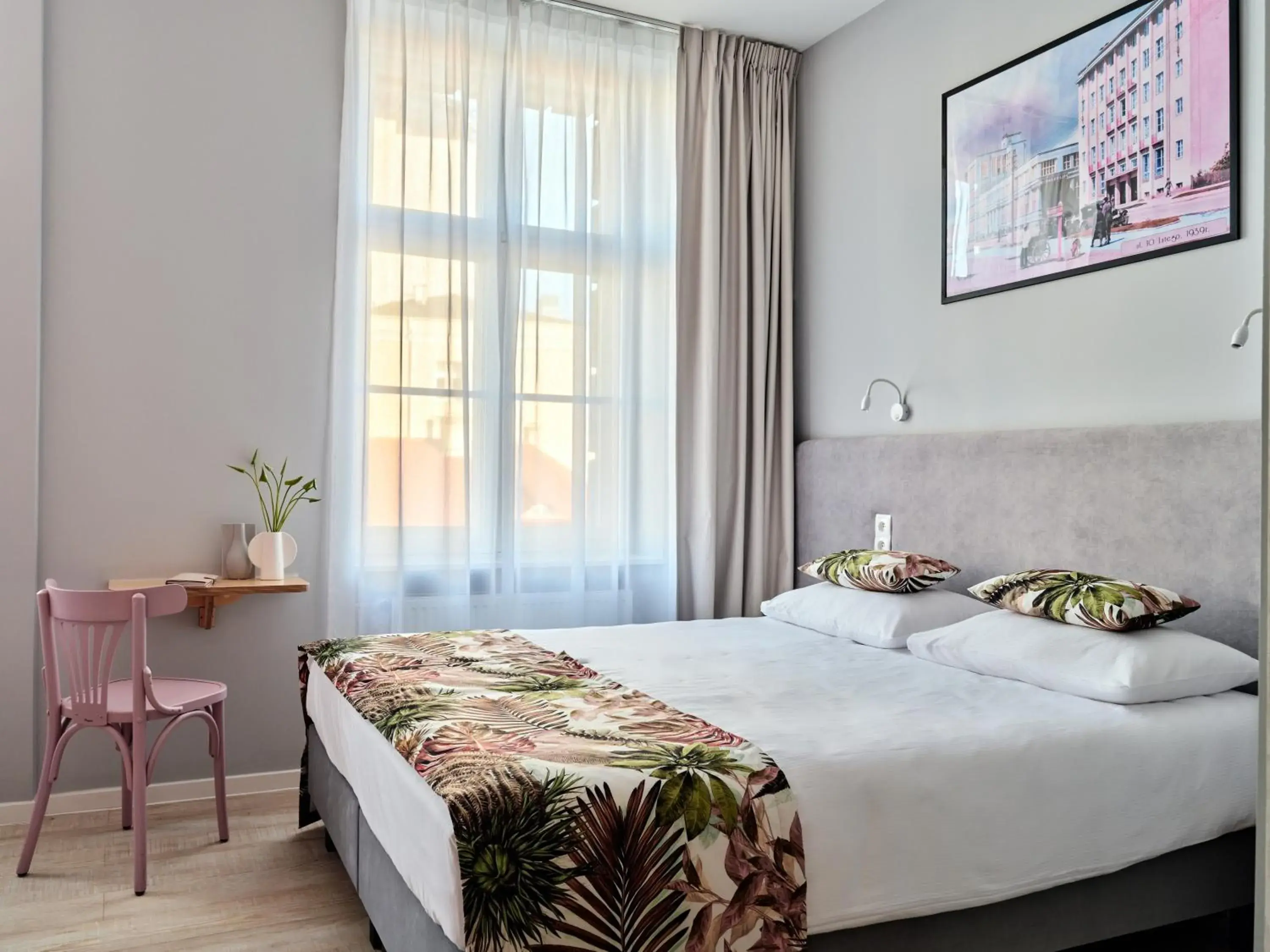 Bed in HOLA GDYNIA Bed in HOLA GDYNIA