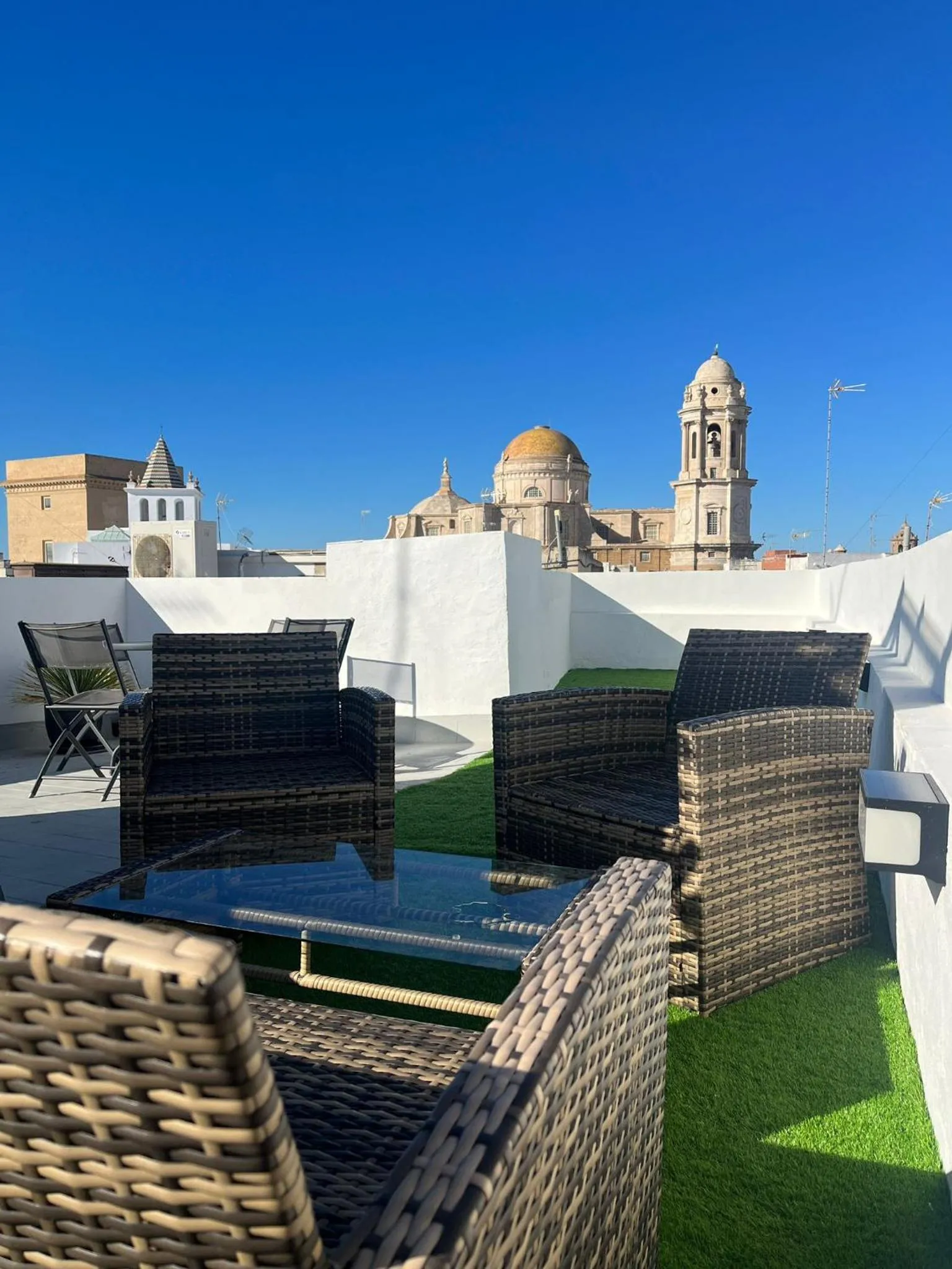 Balcony/Terrace in Hidden Gem Penthouse El Mesón