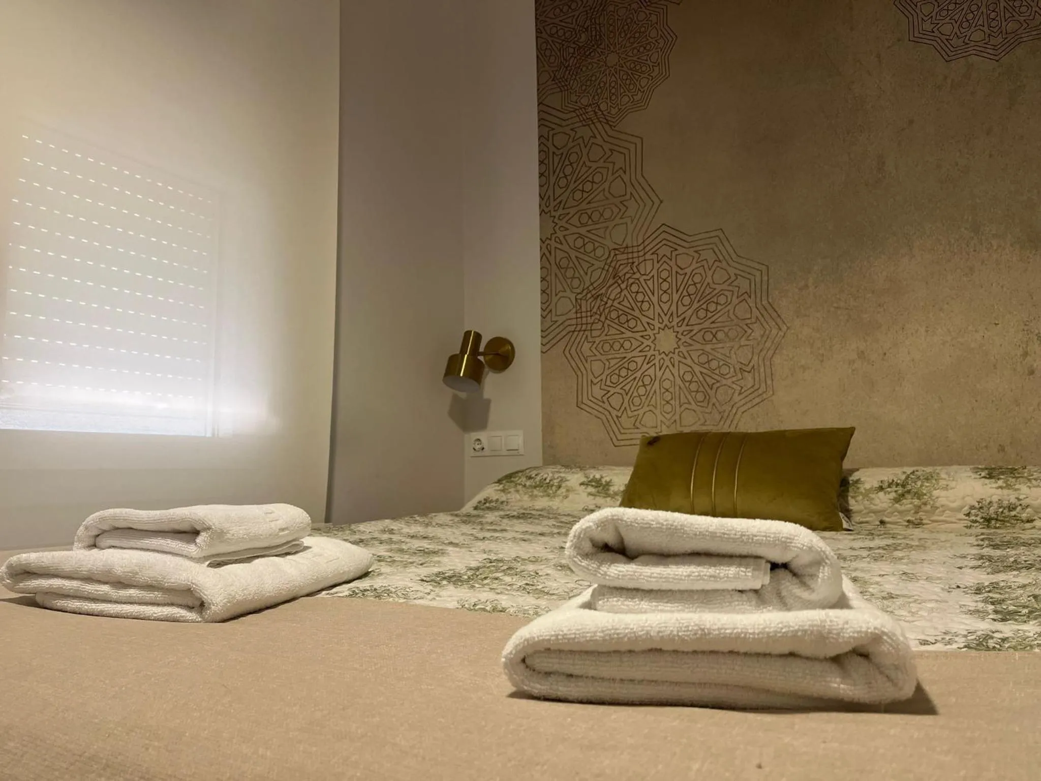 Bed in Hidden Gem Penthouse El Mesón