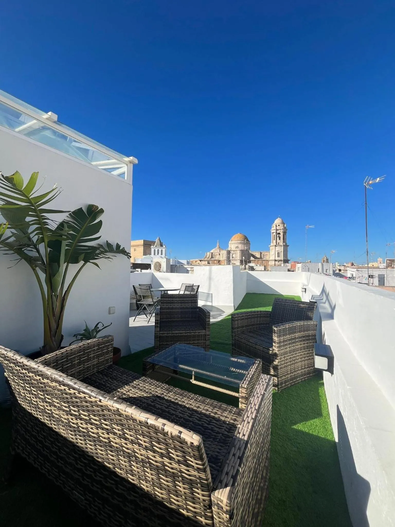 Balcony/Terrace in Hidden Gem Penthouse El Mesón