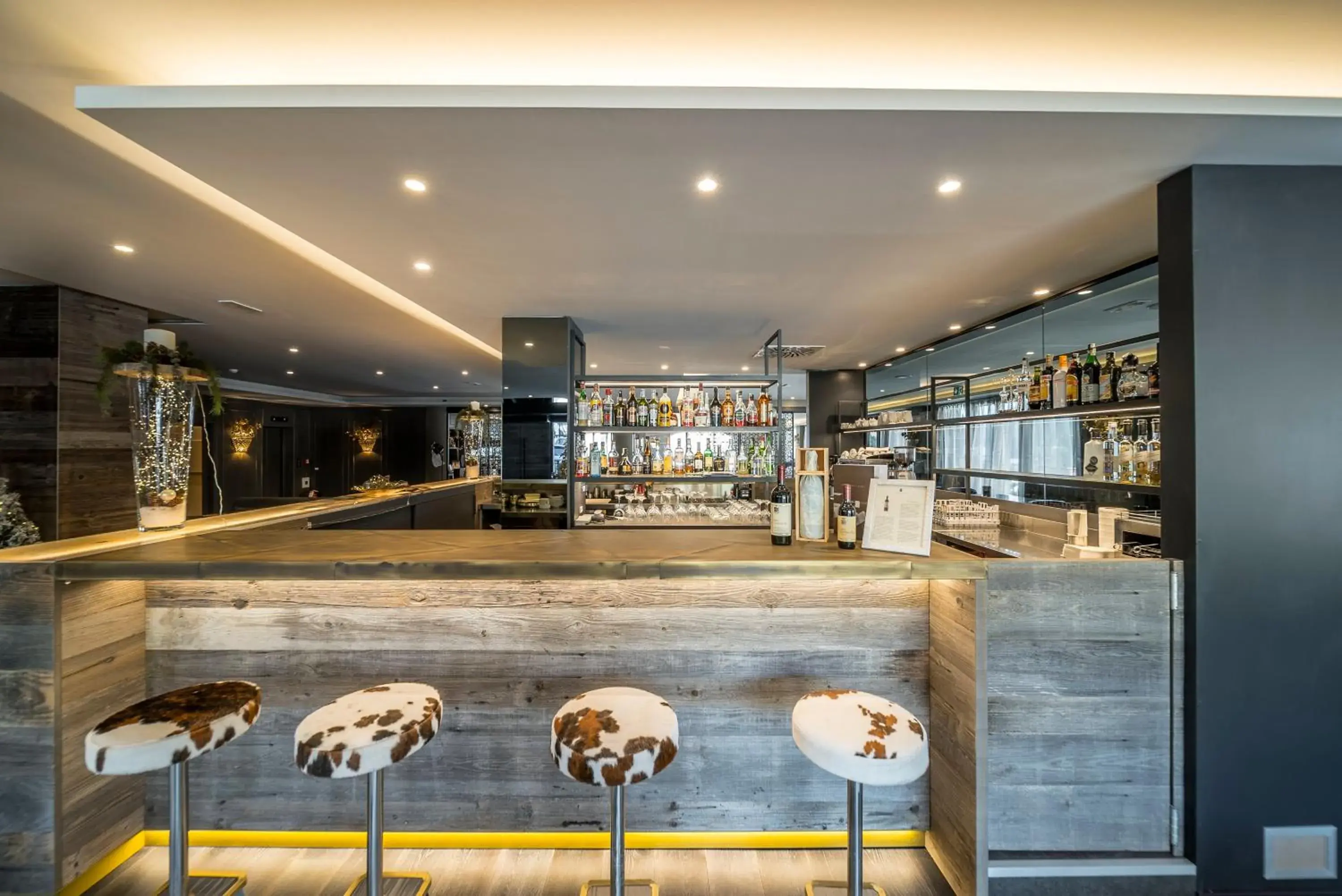 Lounge or bar in Hotel Spinale Lounge or bar in Hotel Spinale