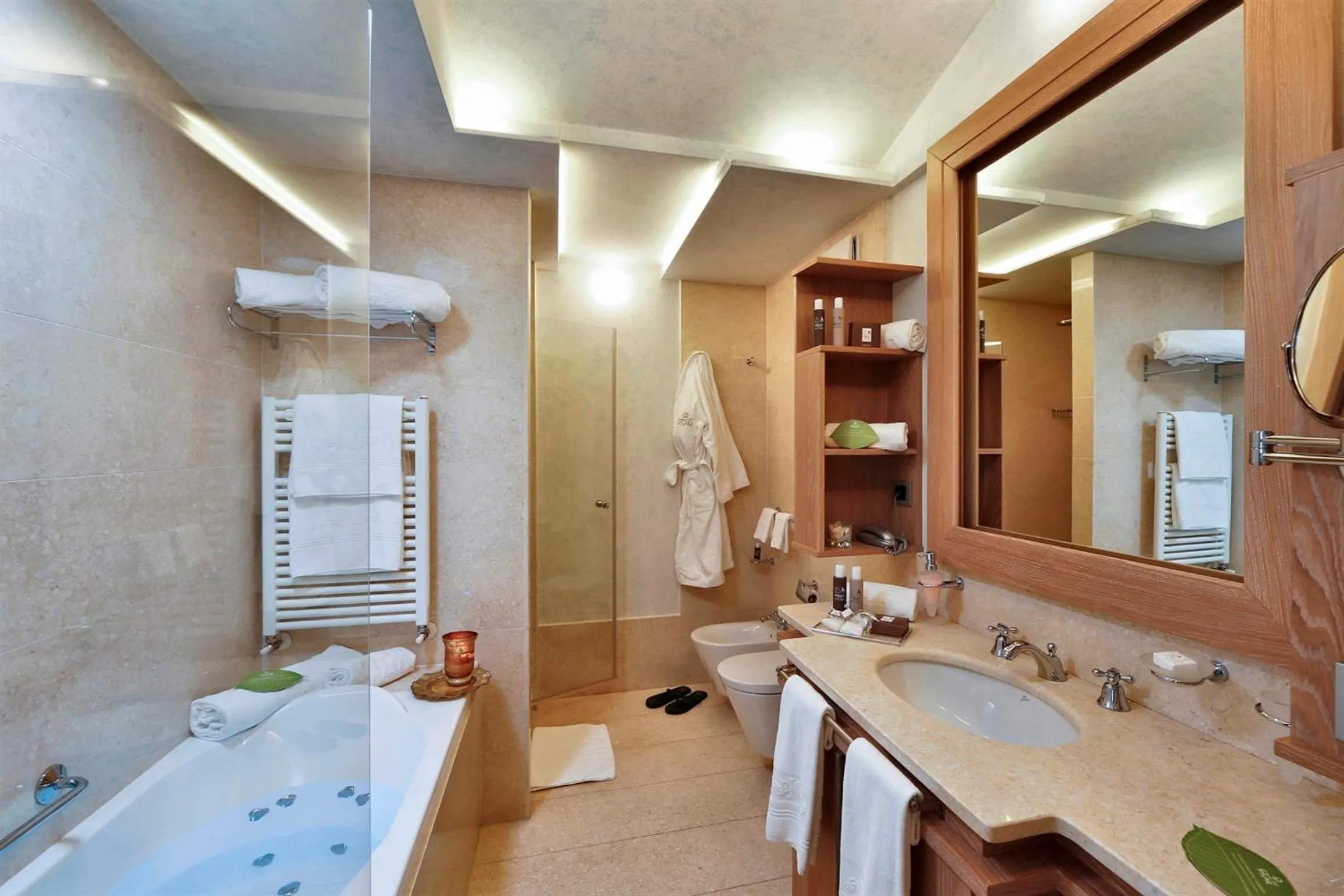 Shower in Hotel Spinale