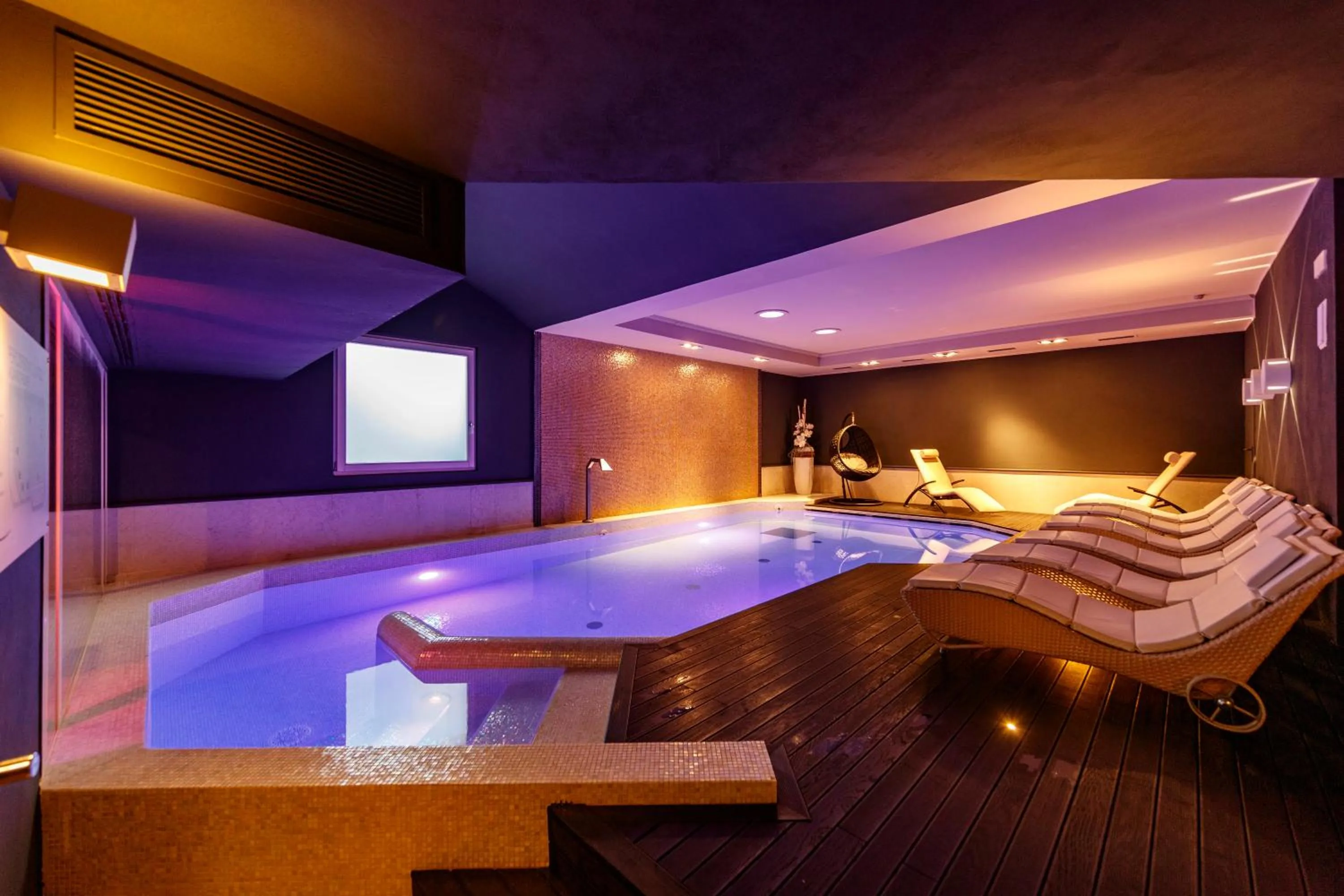 Swimming pool in Hotel Spinale