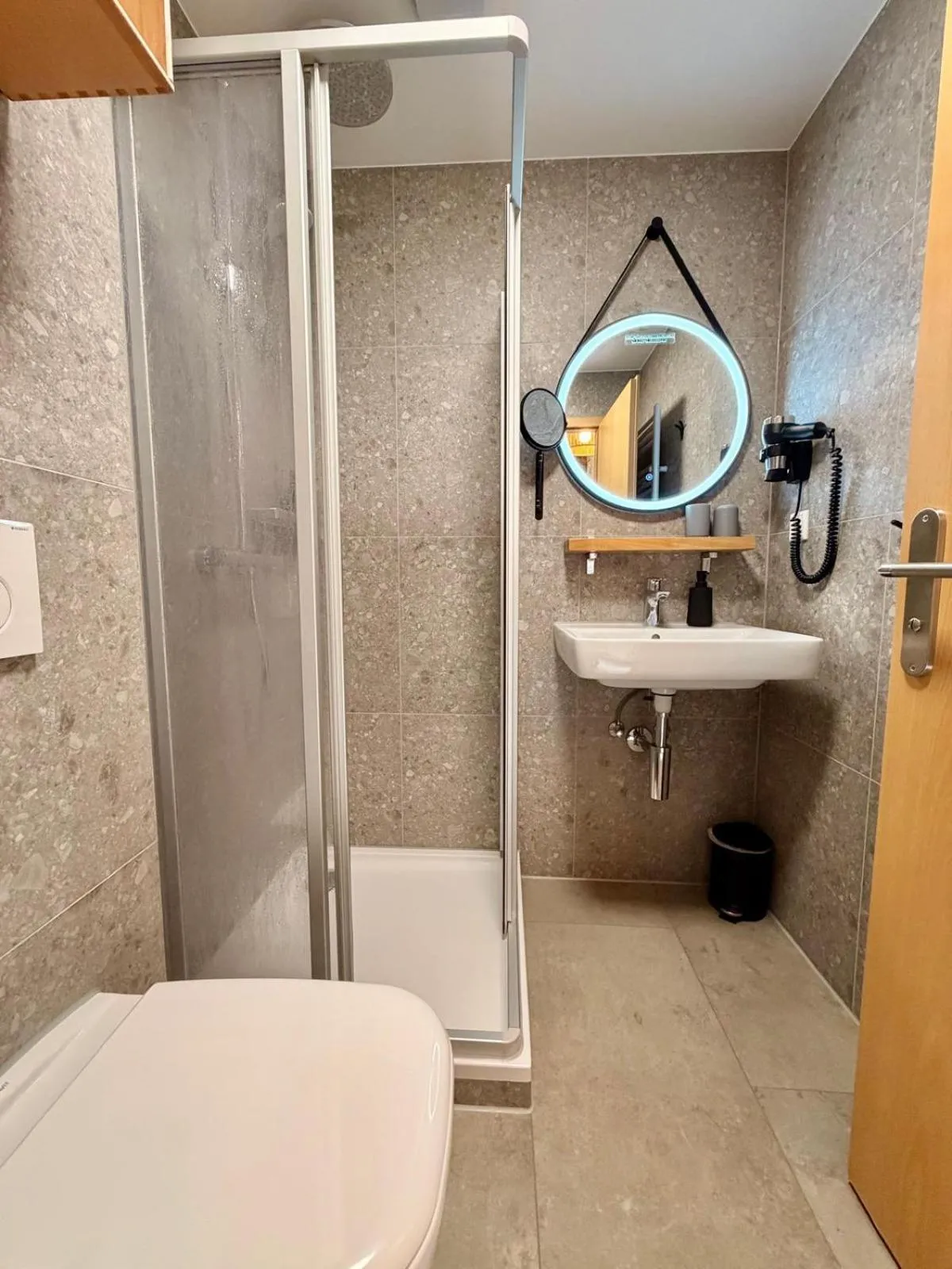 Shower in Aparthotel Fairschlafen Minden