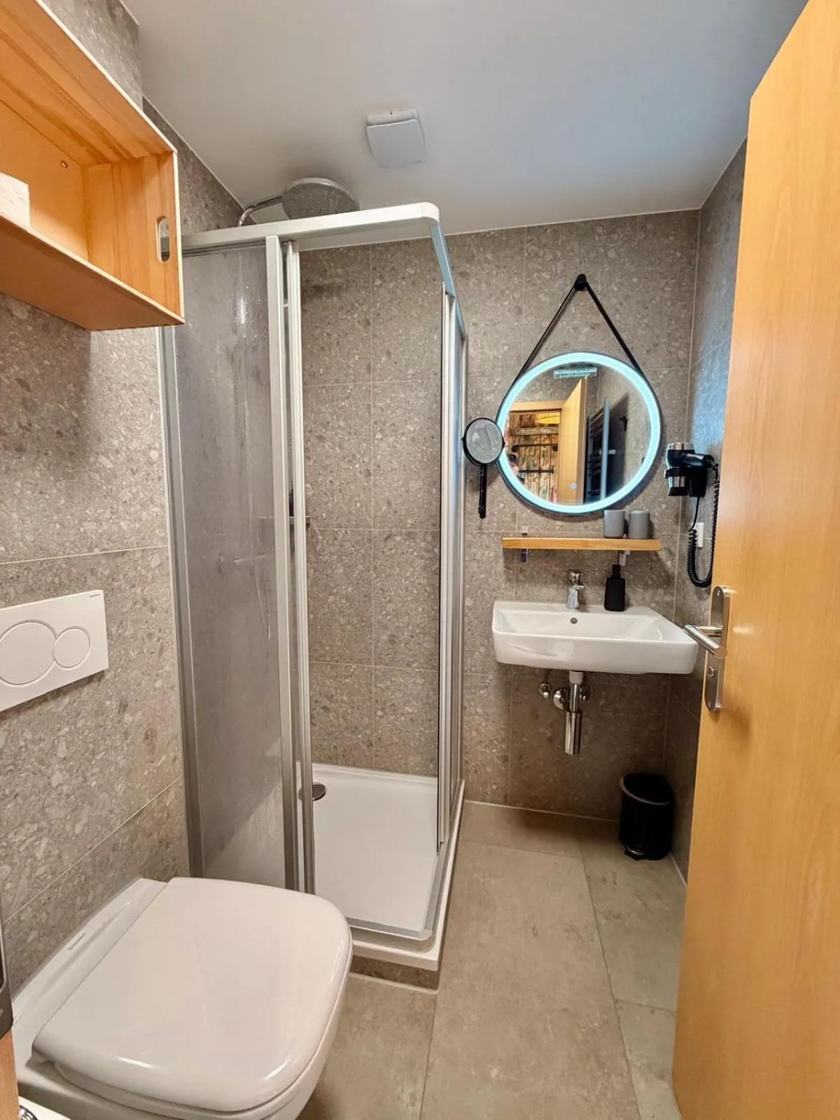Shower in Aparthotel Fairschlafen Minden