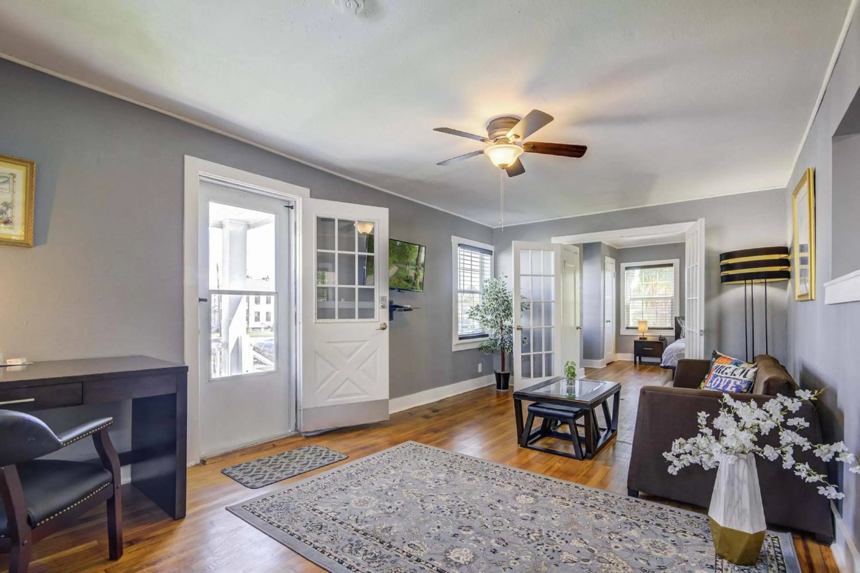 Living room in The George Manor