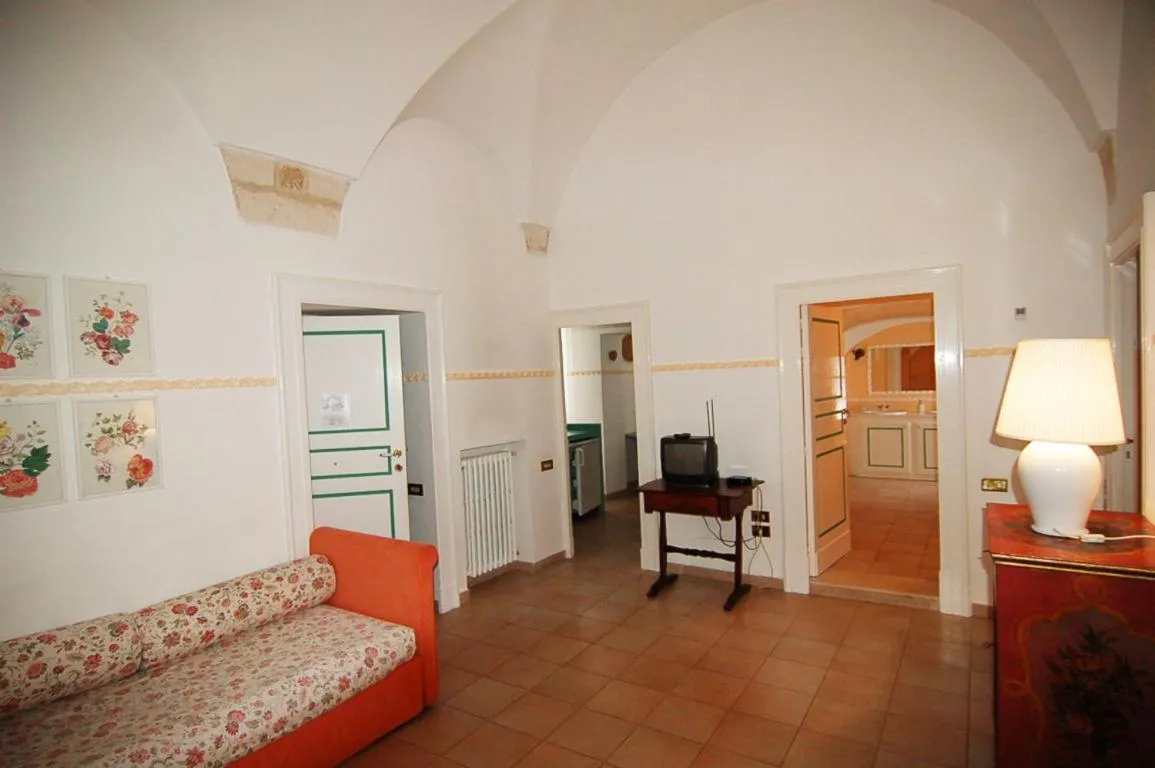 Decorative detail in Villaggio In Case Sparse Nel Centro Storico