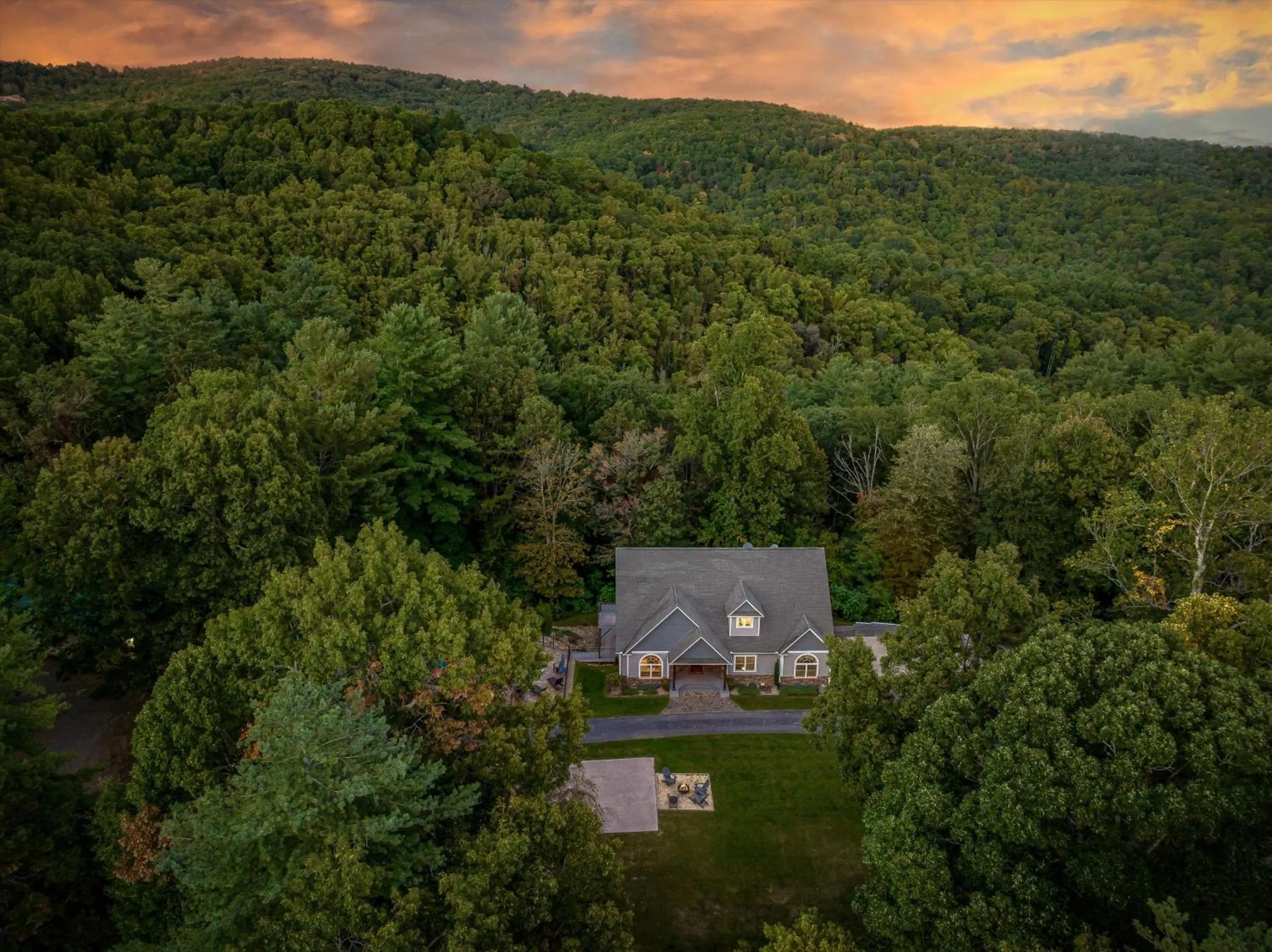 Bird's eye view in Secluded Luxury Home with Pool and Hot Tub in ASHEVILLE 15 min to Downtown