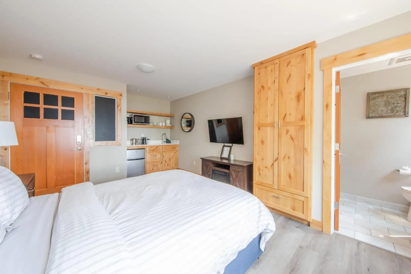 Lakeside Hotel room #5 in Kings Beach