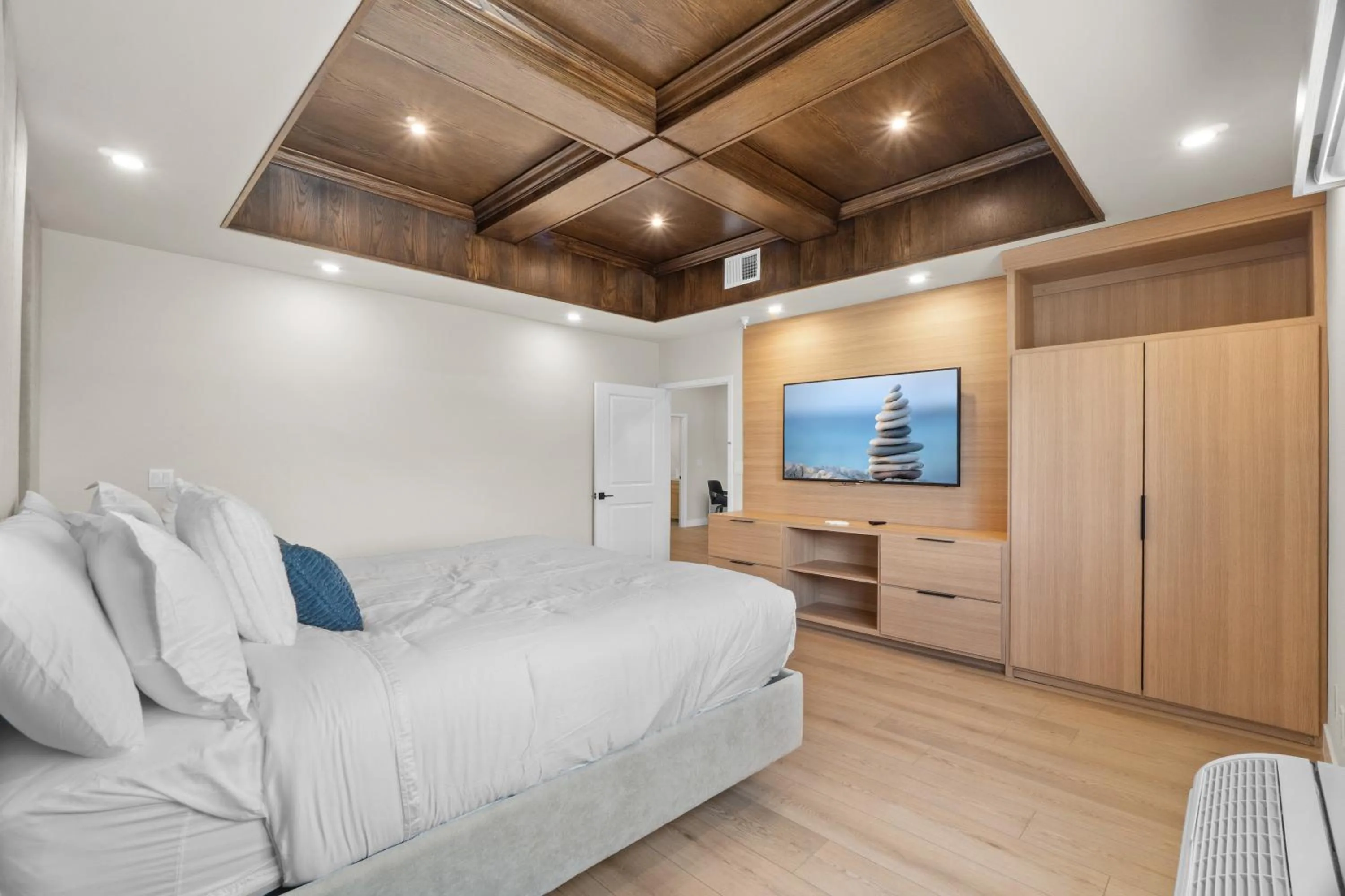 Bedroom, Bed in Aspire Inn Studios & Spas