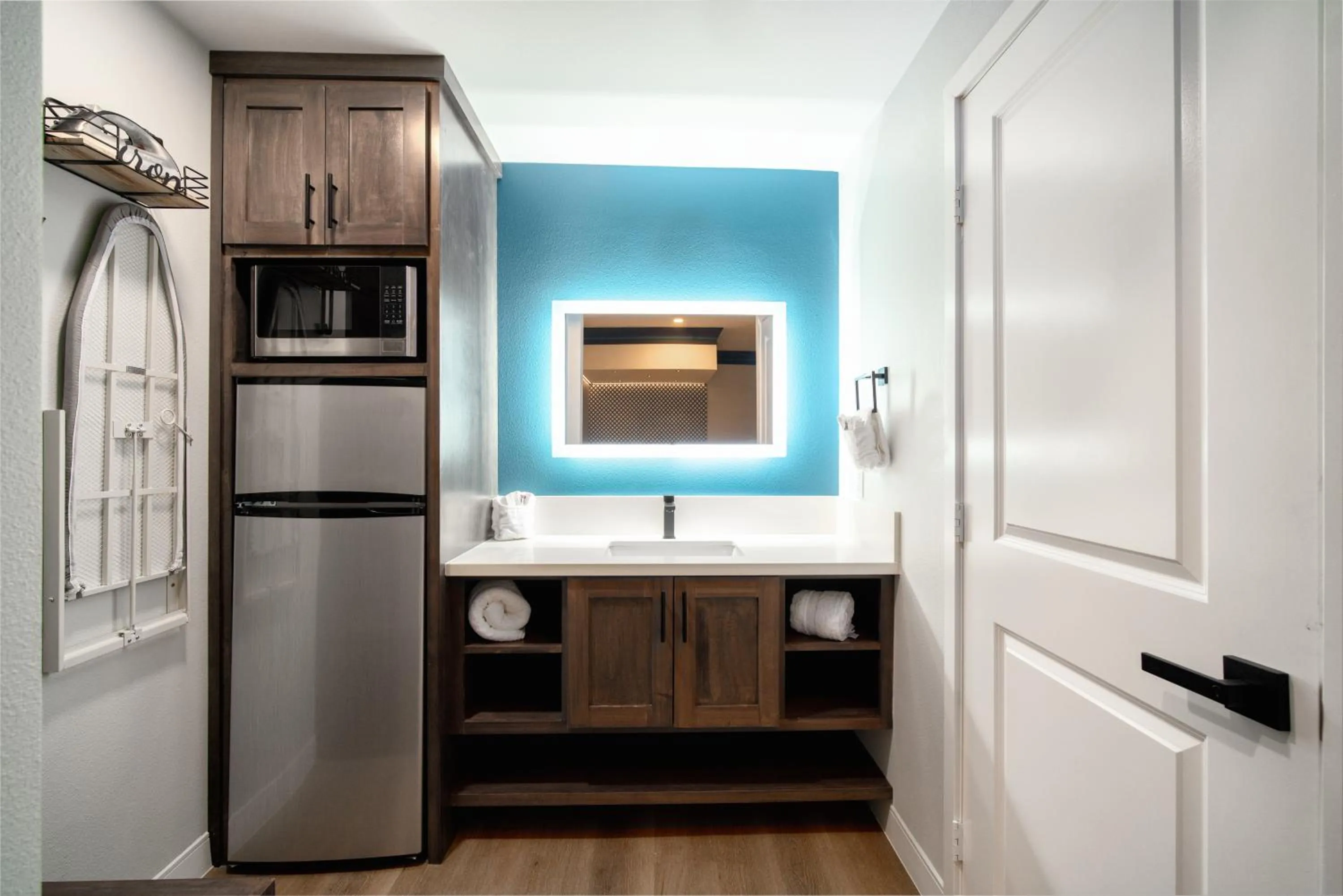 Aspire Inn Studios & Spas