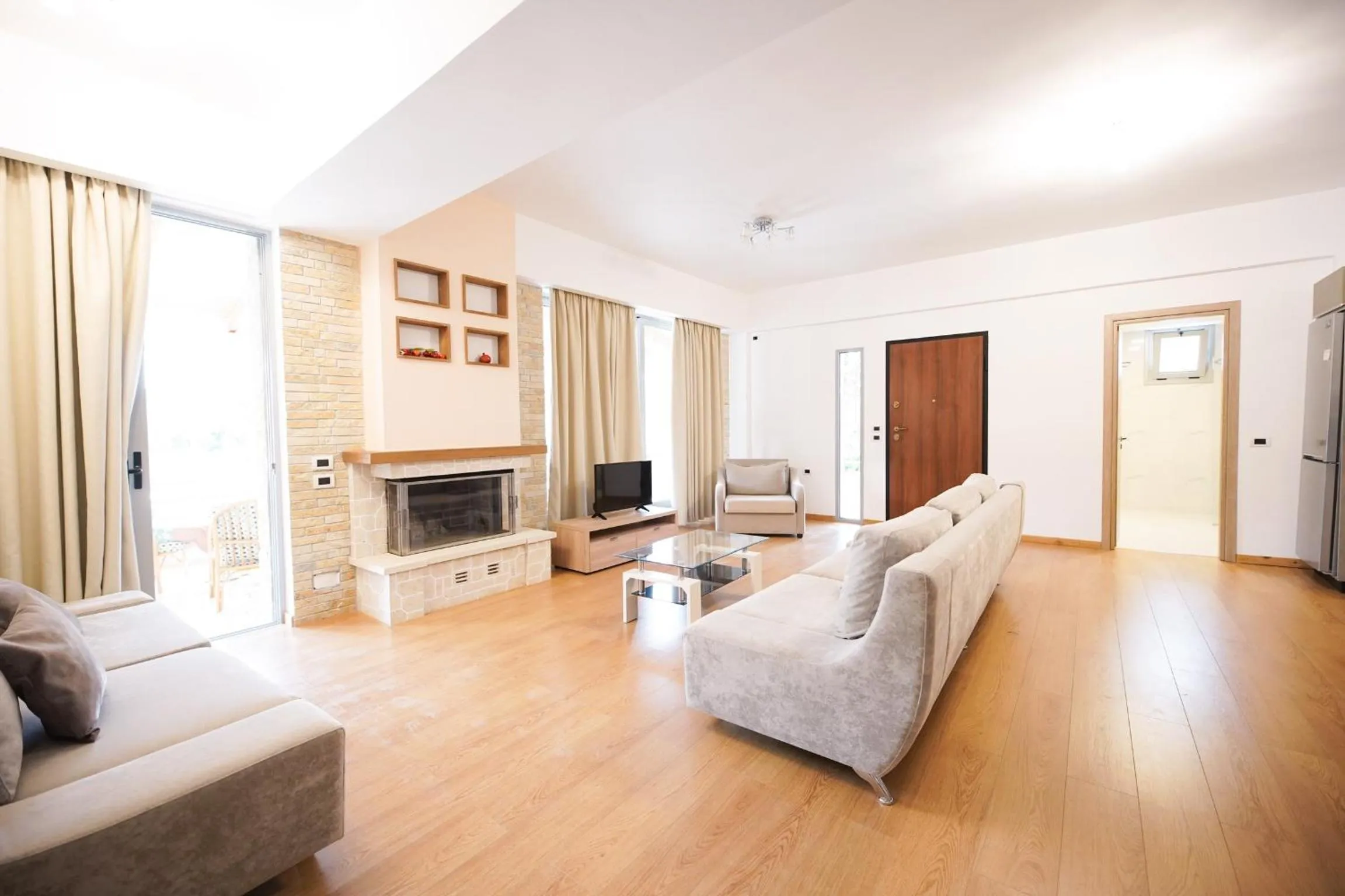 TV and multimedia in Vila Milo