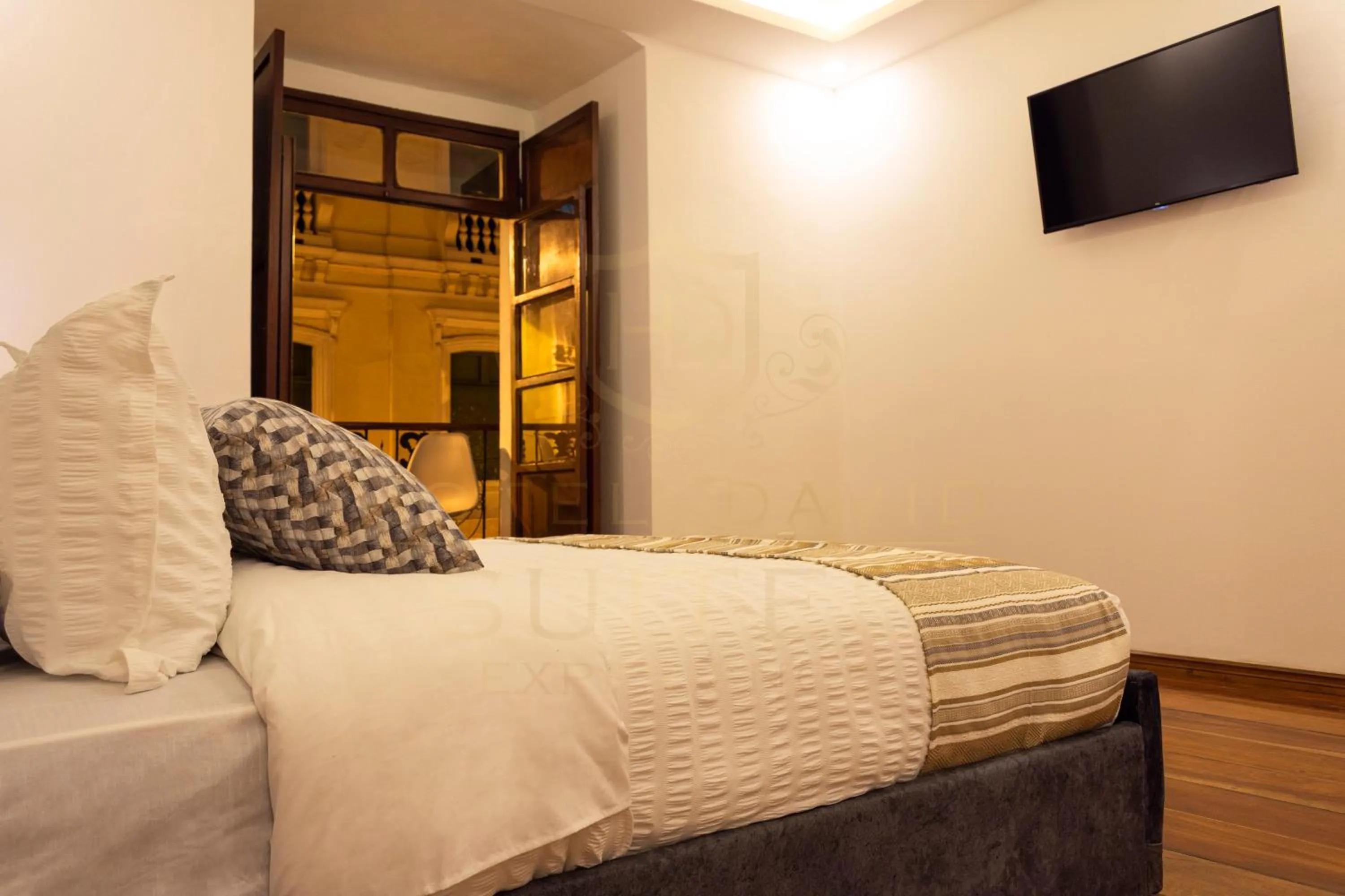 Bed in Suites Experience by Hotel David