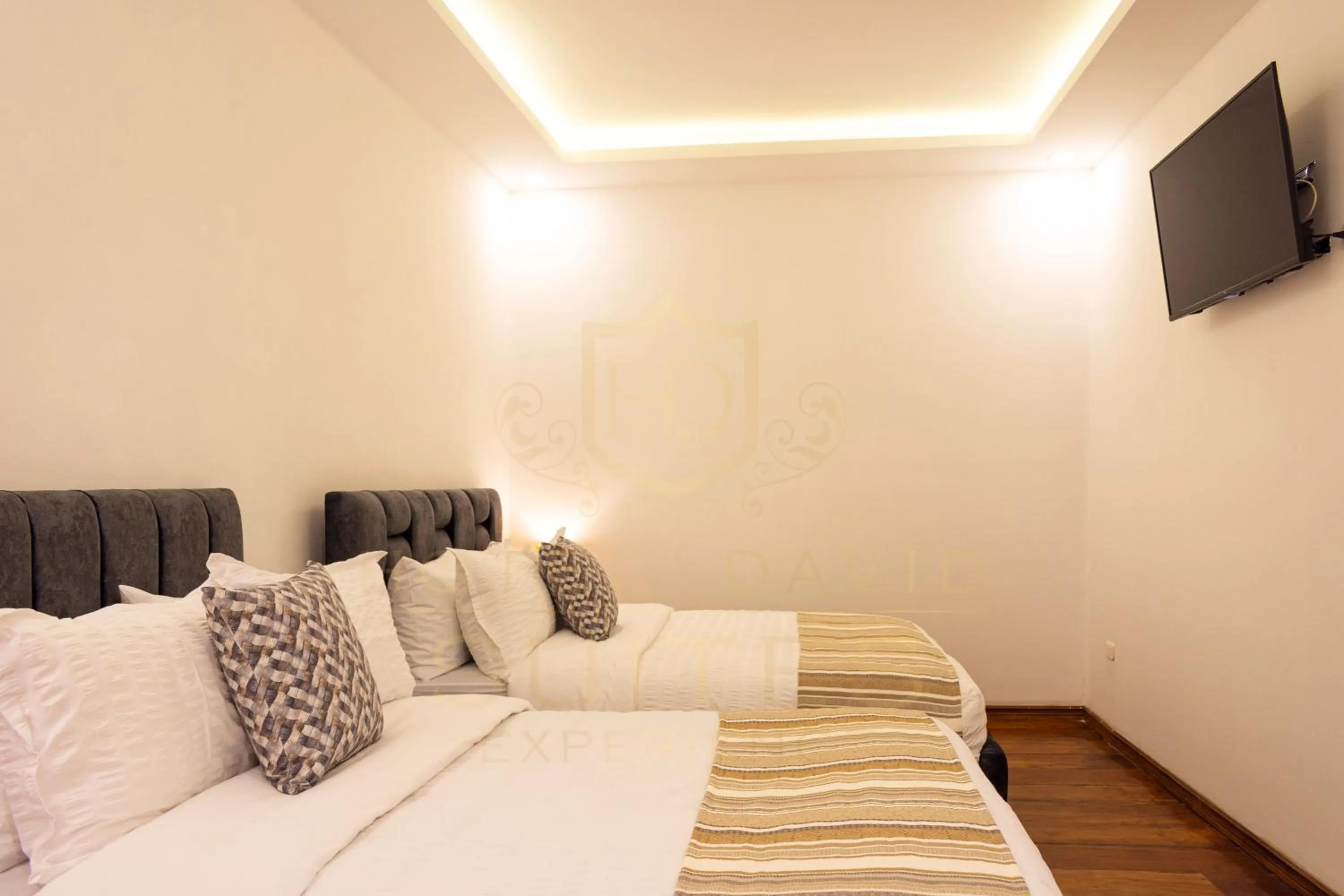 Bed in Suites Experience by Hotel David