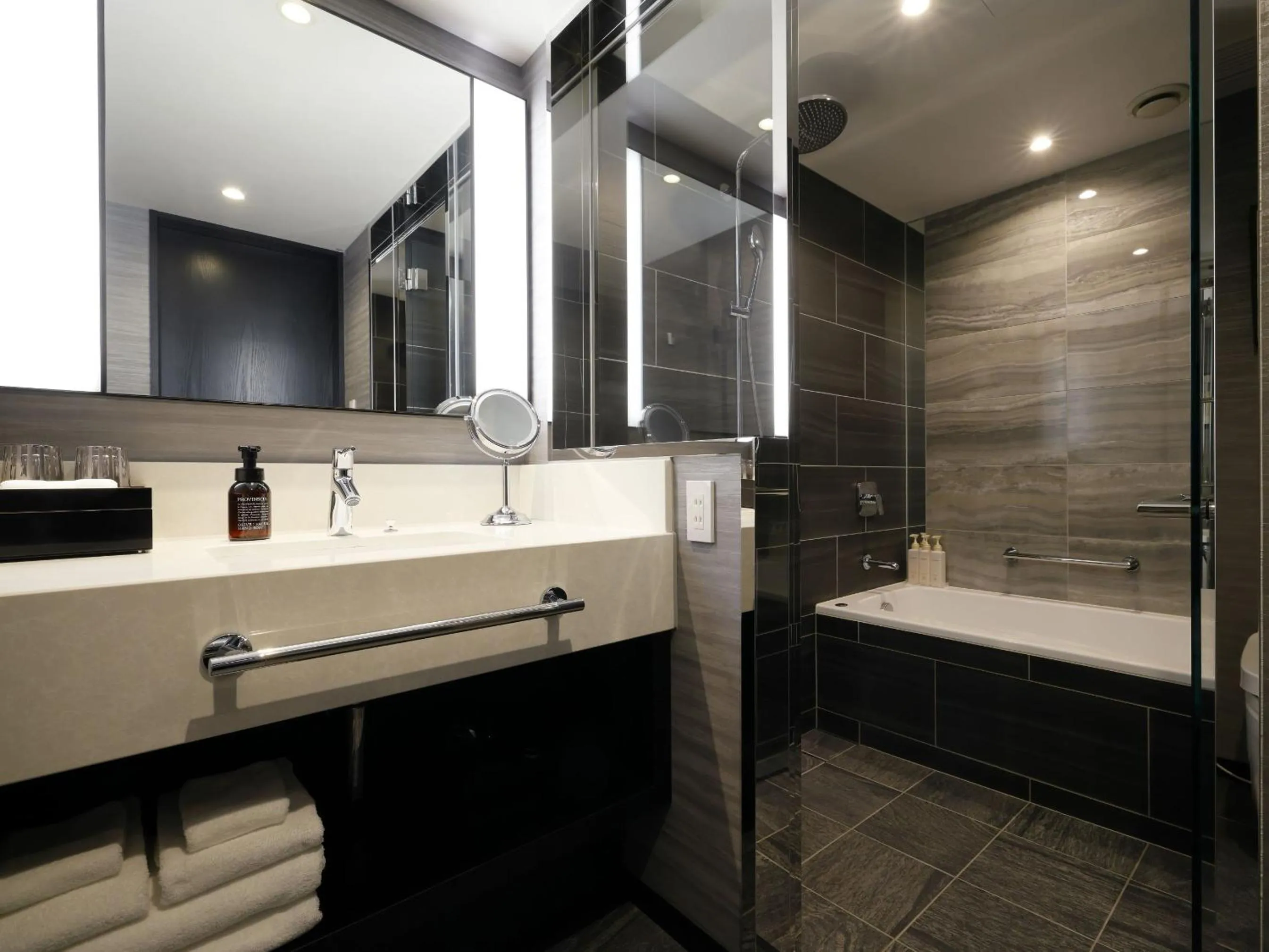 The HOTEL SANRAKU KANAZAWA