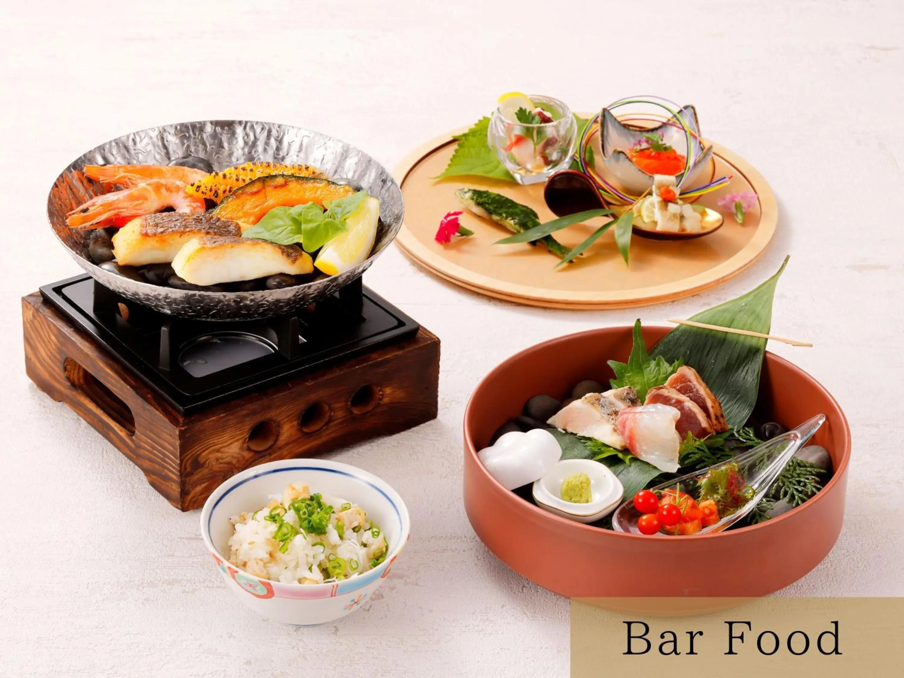 Lounge or bar in The HOTEL SANRAKU KANAZAWA