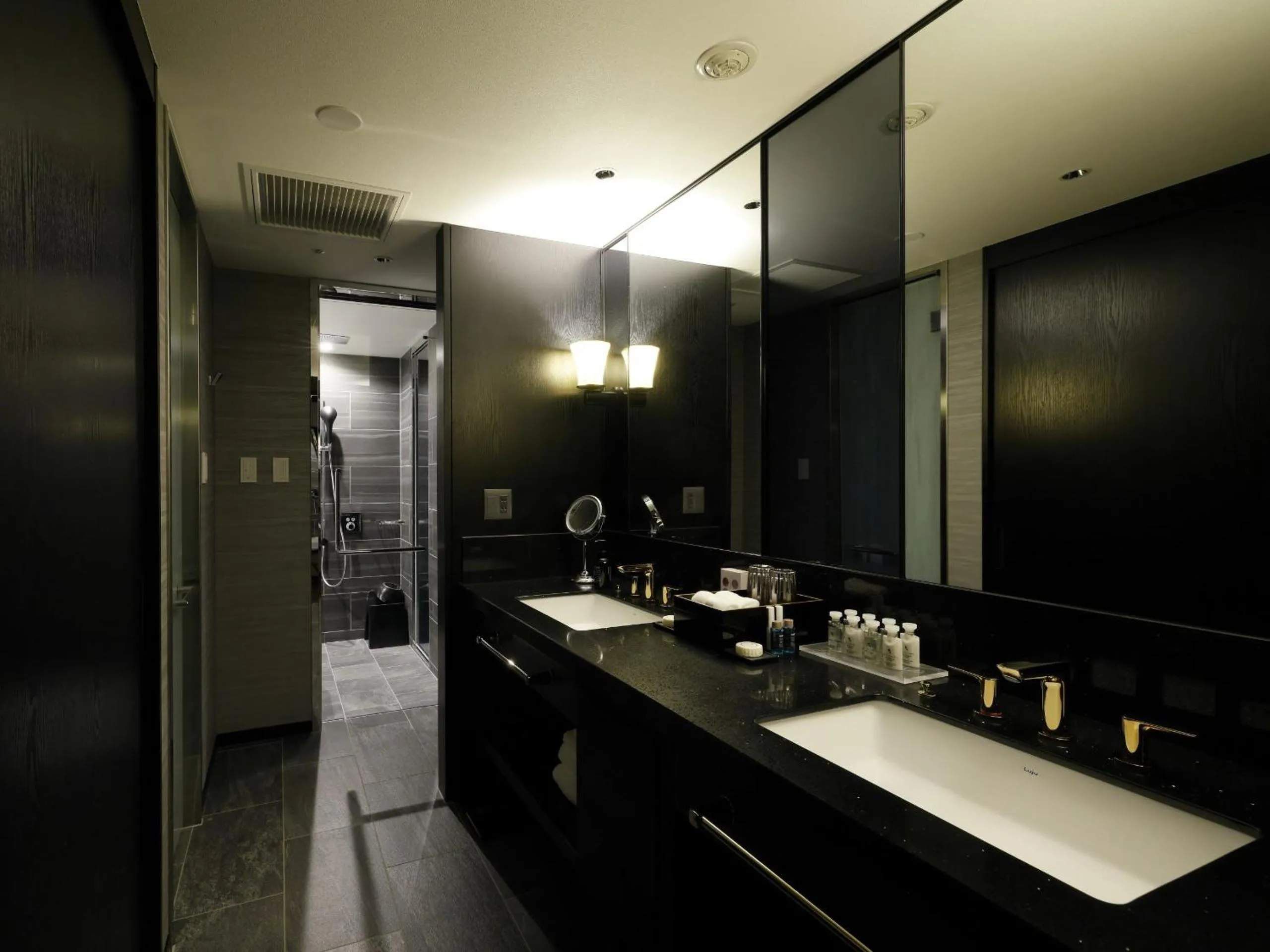 The HOTEL SANRAKU KANAZAWA