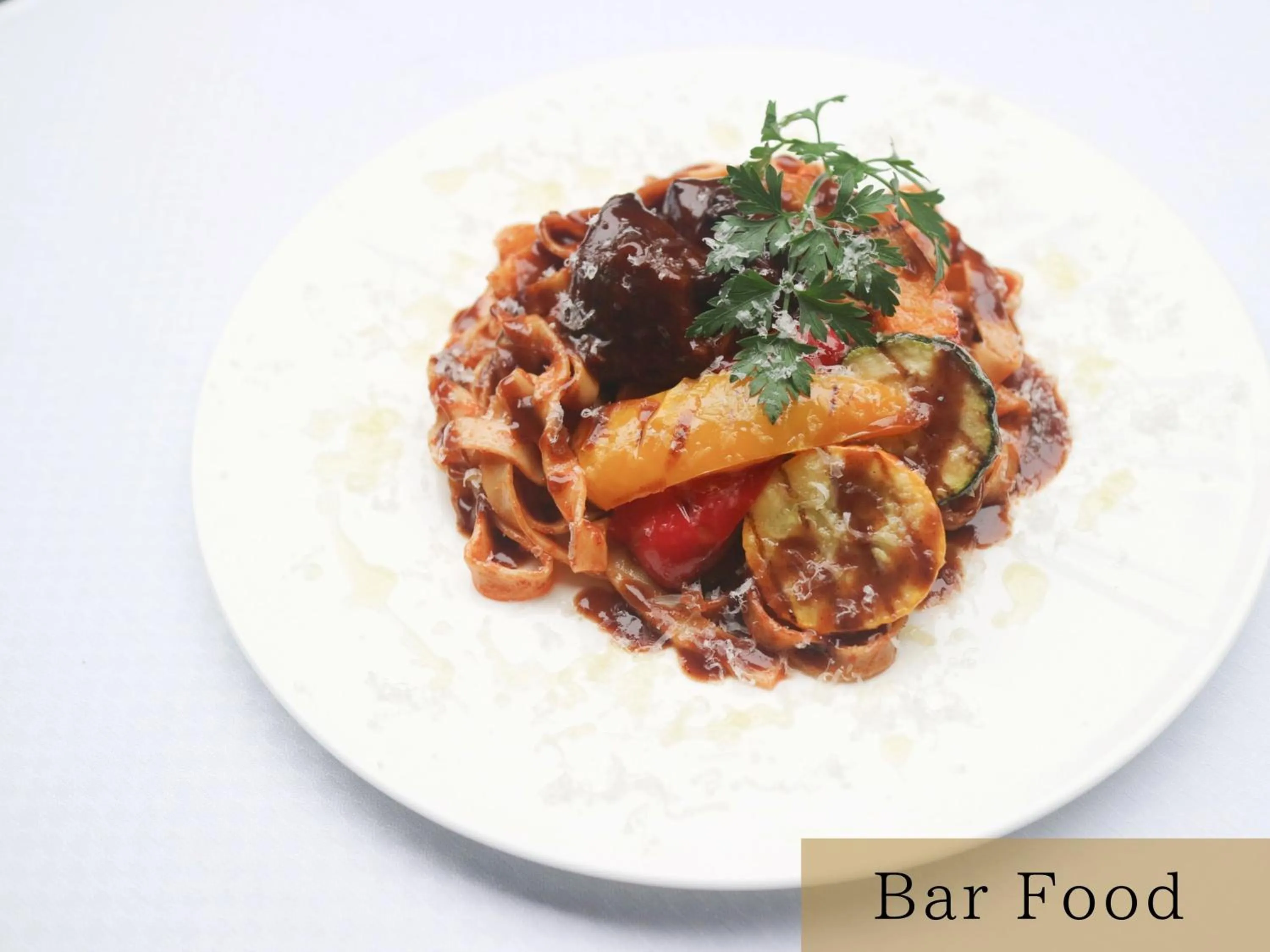 Lounge or bar in The HOTEL SANRAKU KANAZAWA