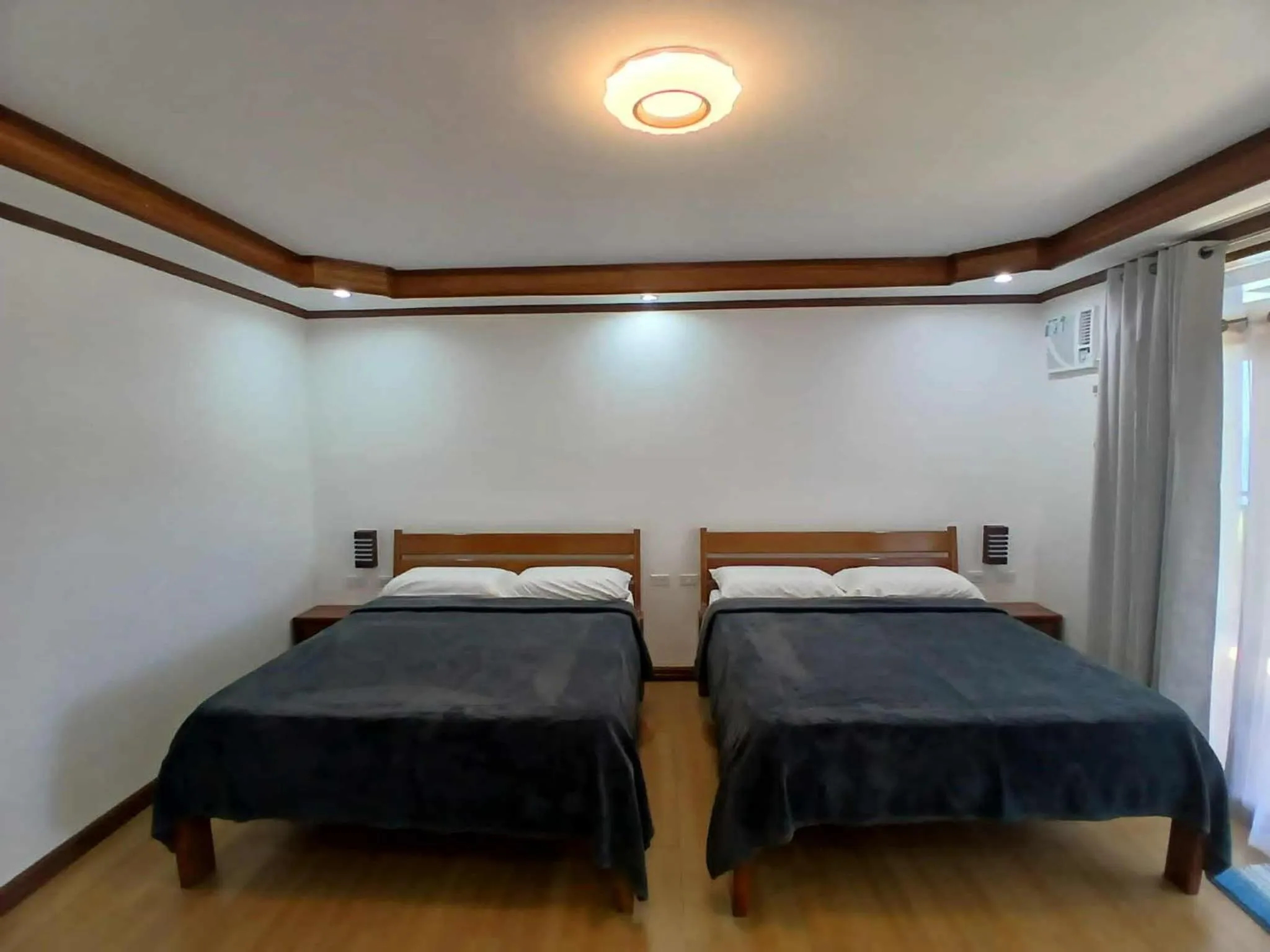 Bed in Takbo Beach Resort