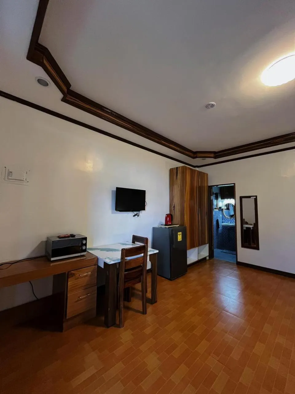 VIP in Takbo Beach Resort