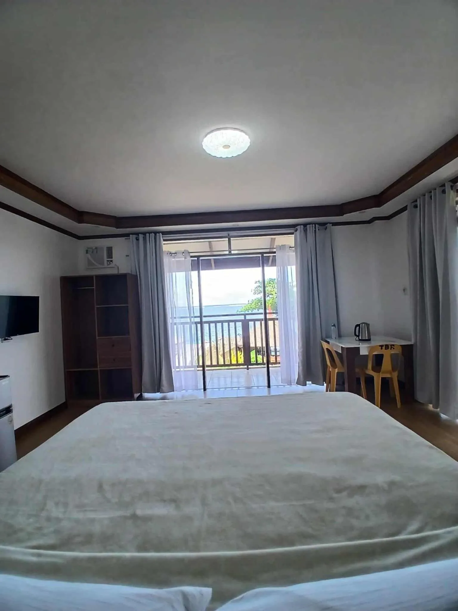 Bedroom, Bed in Takbo Beach Resort