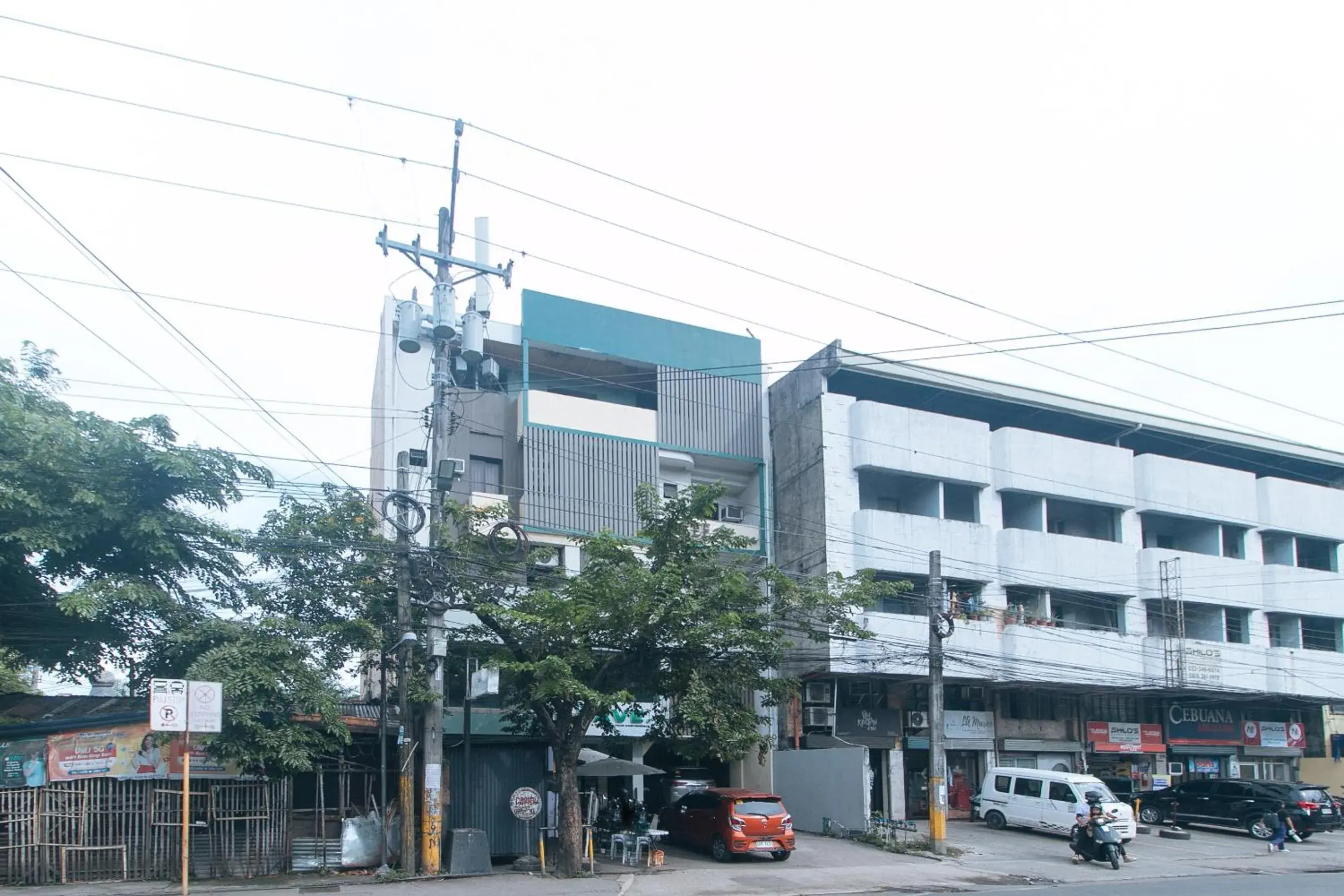 Property building in Rcee Place by RedDoorz Property building in Rcee Place by RedDoorz