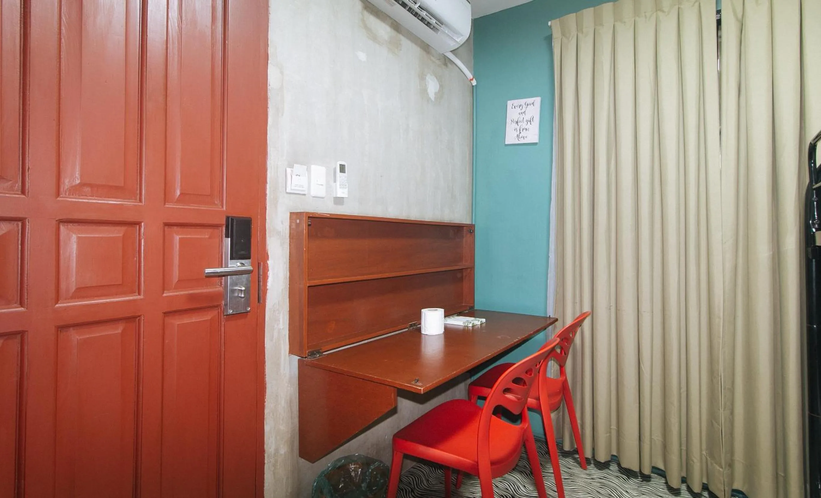 air conditioner in Rcee Place by RedDoorz