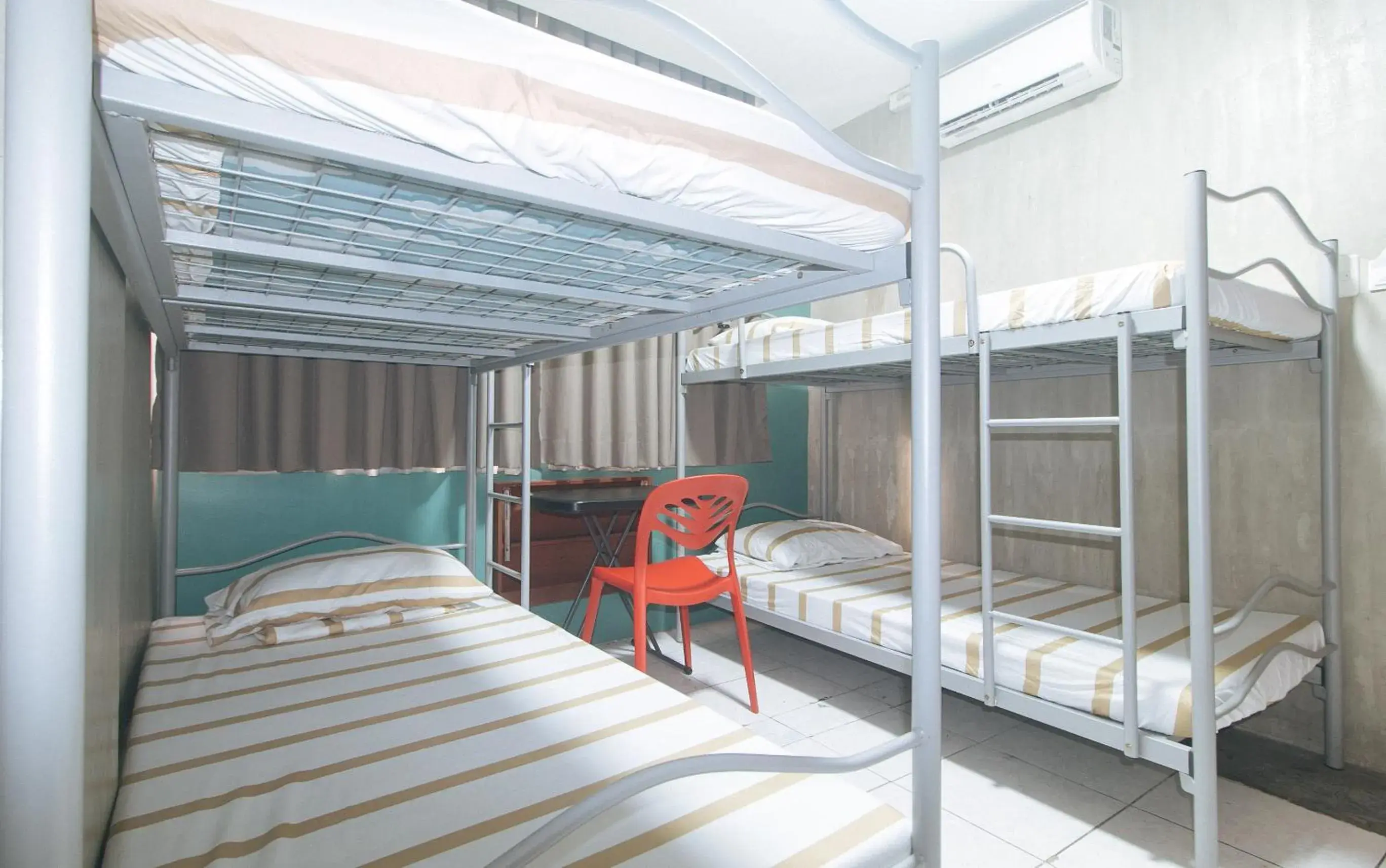 Photo of the whole room, Bed in Rcee Place by RedDoorz Photo of the whole room, Bed in Rcee Place by RedDoorz