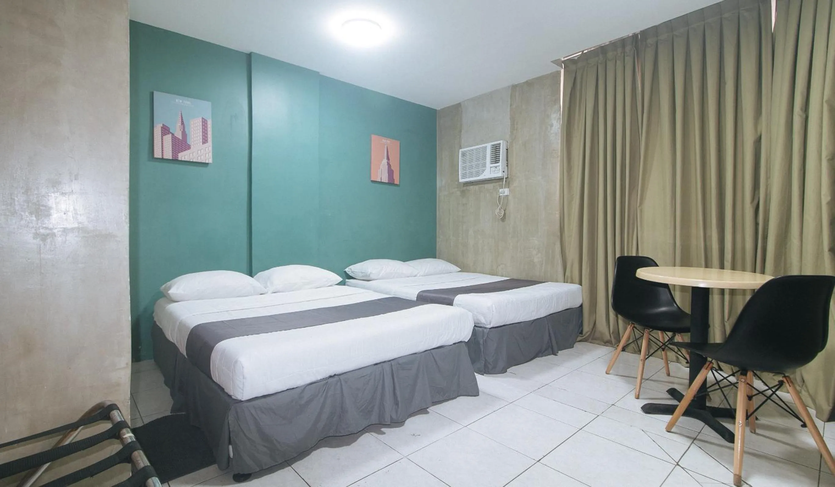 Photo of the whole room, Bed in Rcee Place by RedDoorz