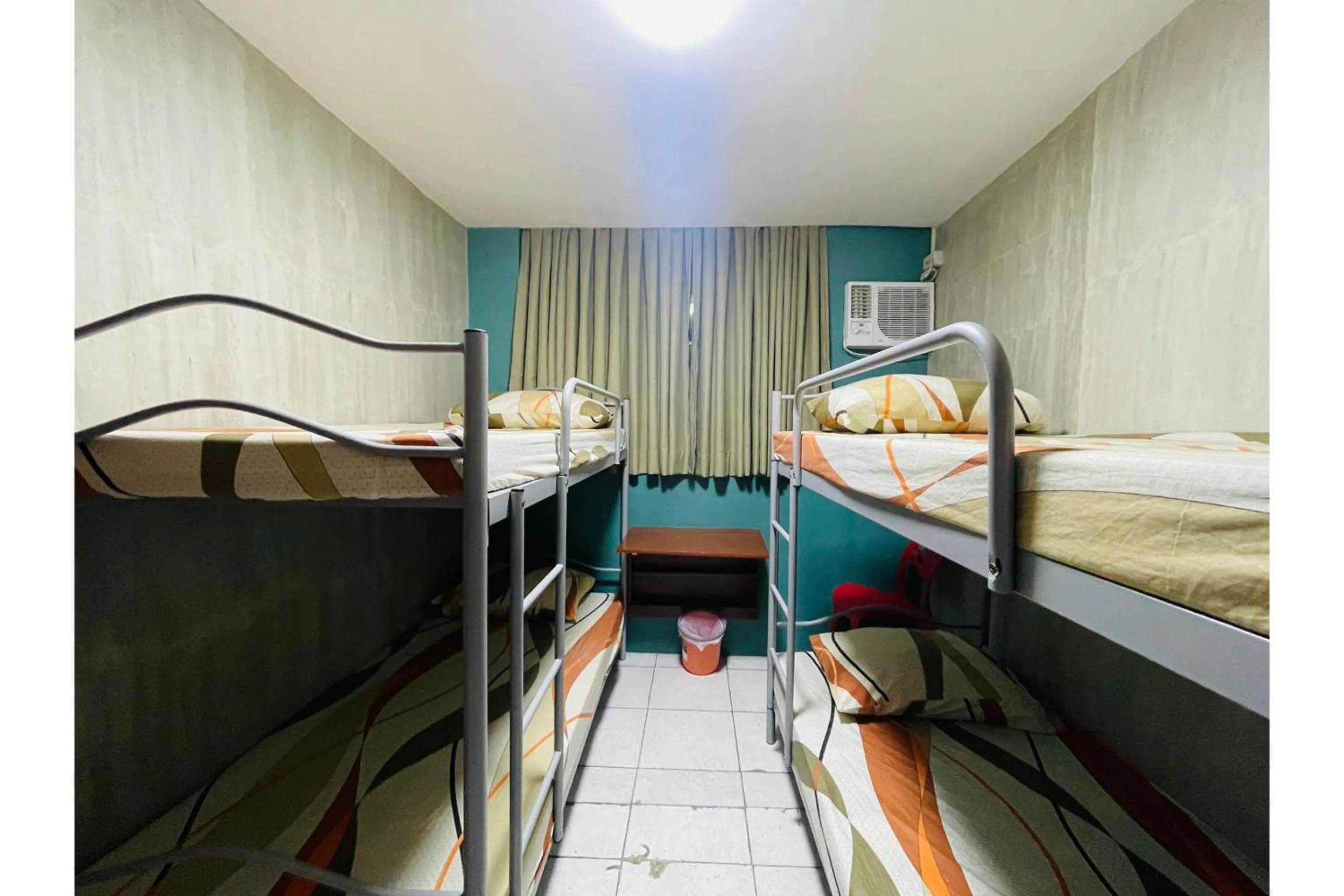 4-Bed Mixed Dormitory Room in Rcee Place by RedDoorz