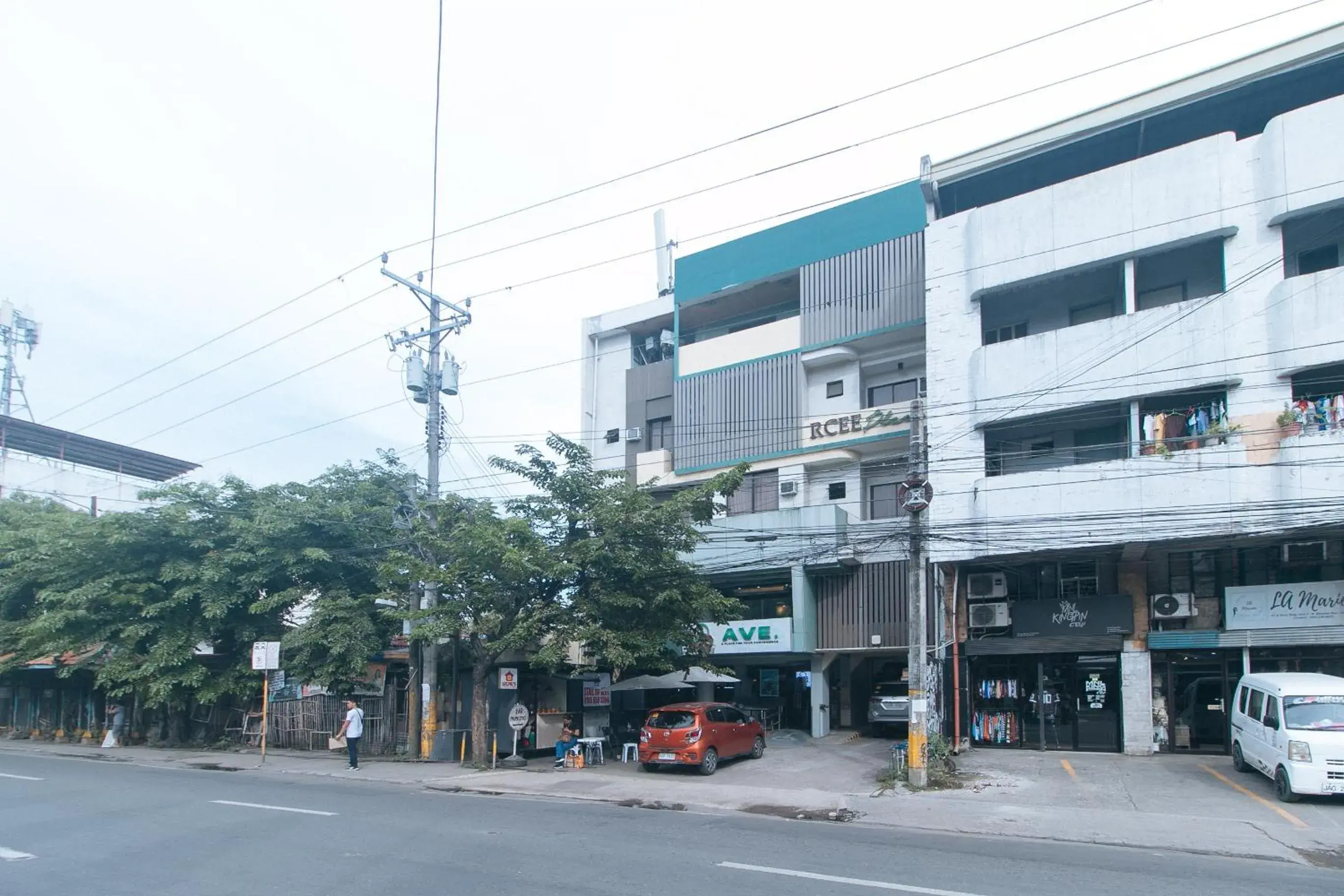 Property building in Rcee Place by RedDoorz Property building in Rcee Place by RedDoorz