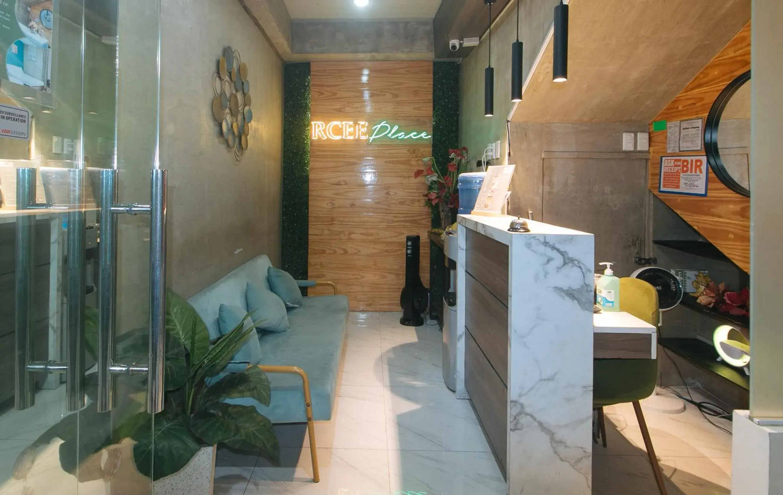 Lobby or reception in Rcee Place by RedDoorz Lobby or reception in Rcee Place by RedDoorz